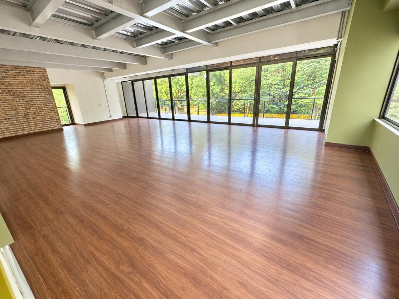 LOCAL EN VENTA UBICADO EN MEDELLIN SECTOR EL POBLADO - 5