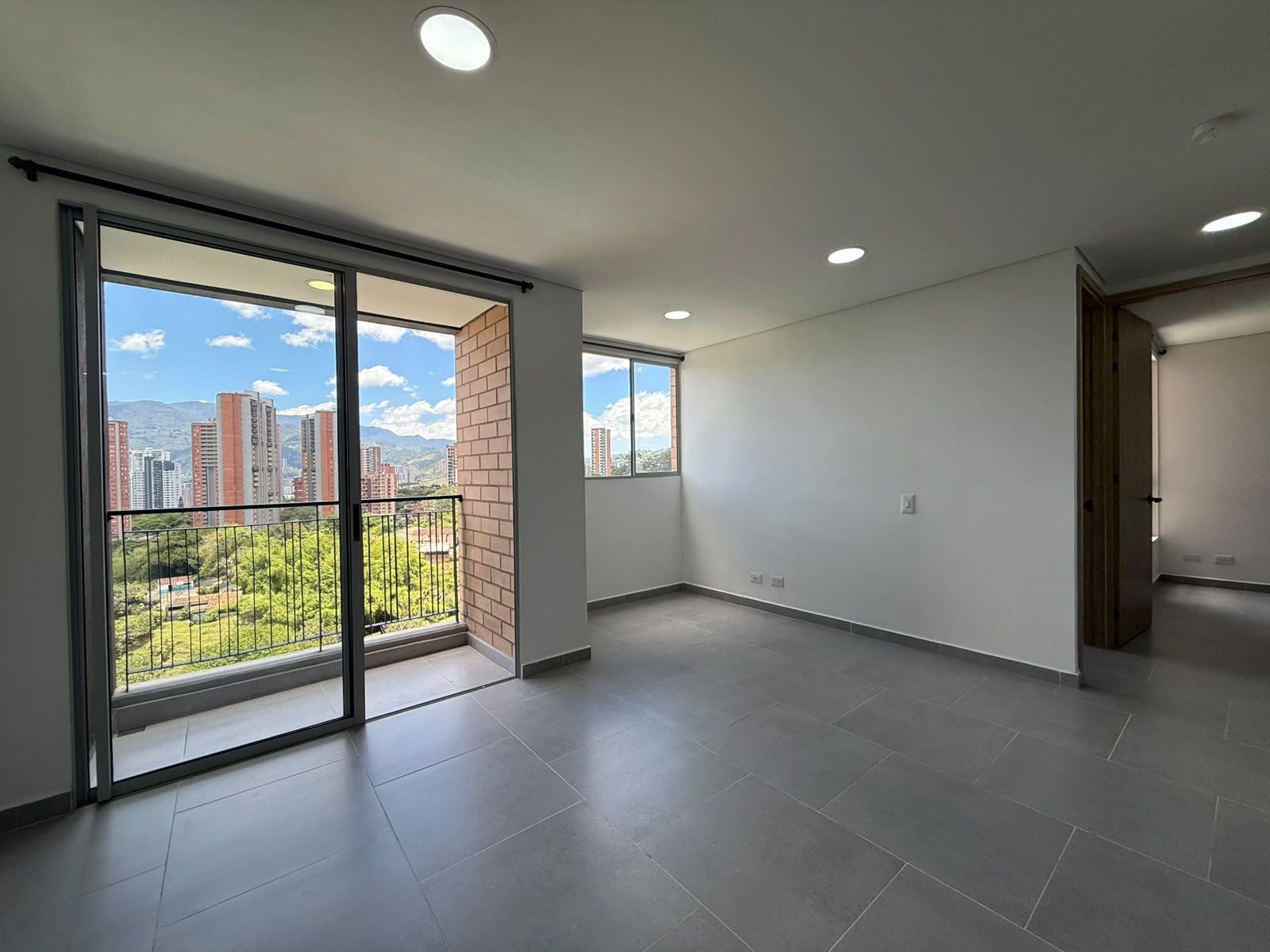 APARTAMENTO EN ARRIENDO UBICADO EN ITAGUI SECTOR DITAIRES