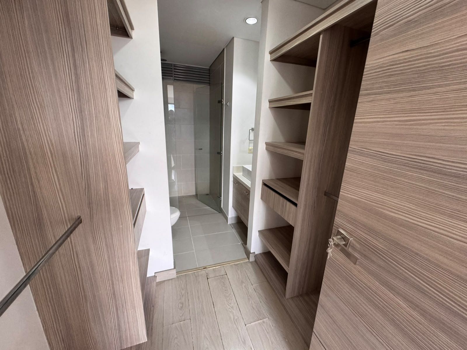 APARTAMENTO EN ARRIENDO UBICADO MEDELLÍN SECTOR CASTROPOL - 5