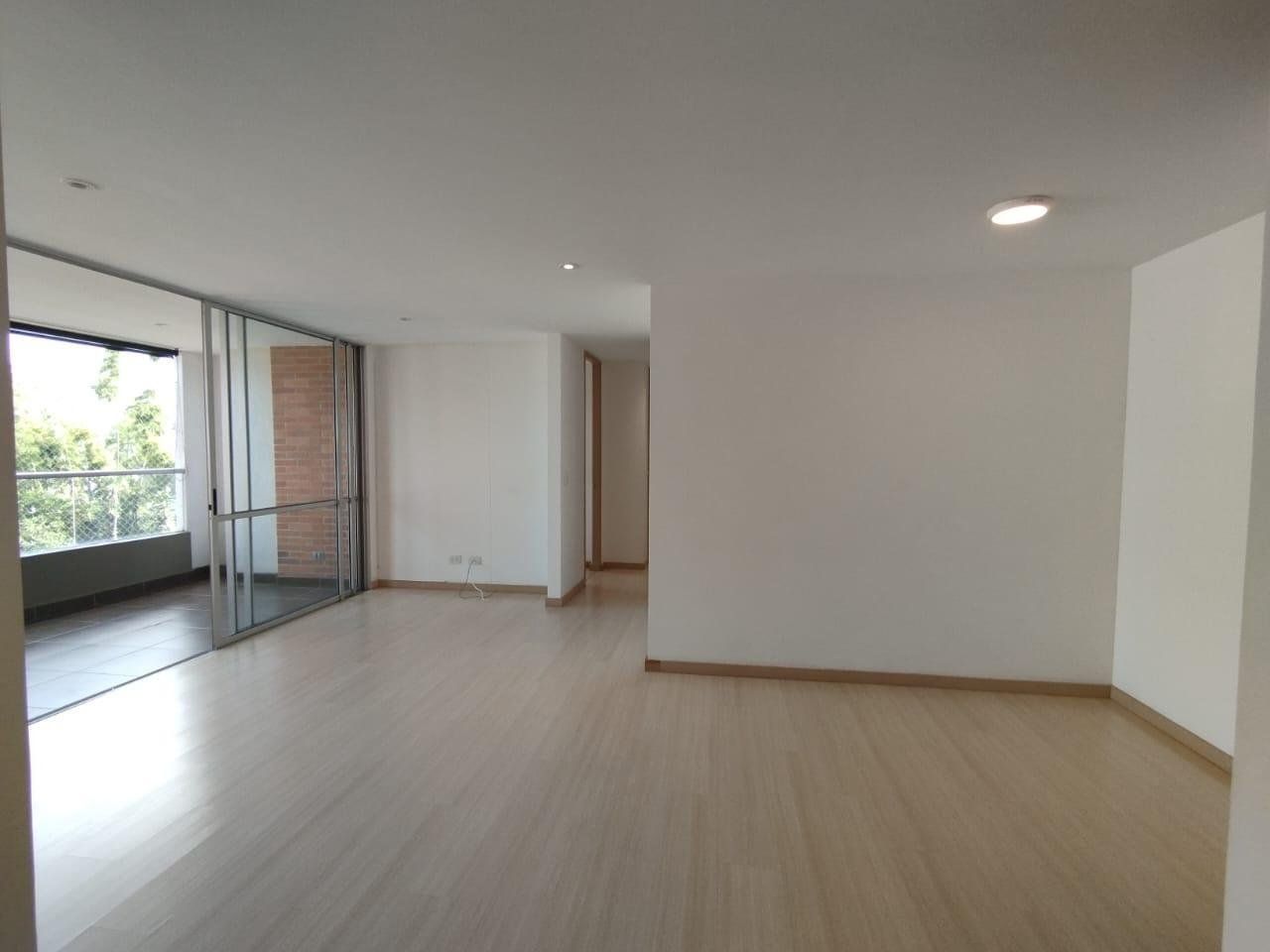 APARTAMENTO EN ARRIENDO UBICADO EN ENVIGADO SECTOR ROCÍO DE LA MAÑANA - 3