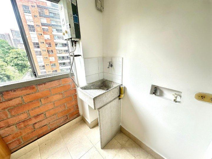 APARTAMENTO EN ARRIENDO UBICADO EN POBLADO  SECTOR CASTROPOL - 10