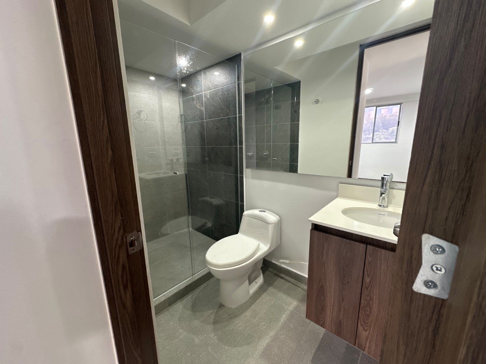 APARTAMENTO EN ARRIENDO UBICADO EN BELLO SECTOR OBRERO - 9