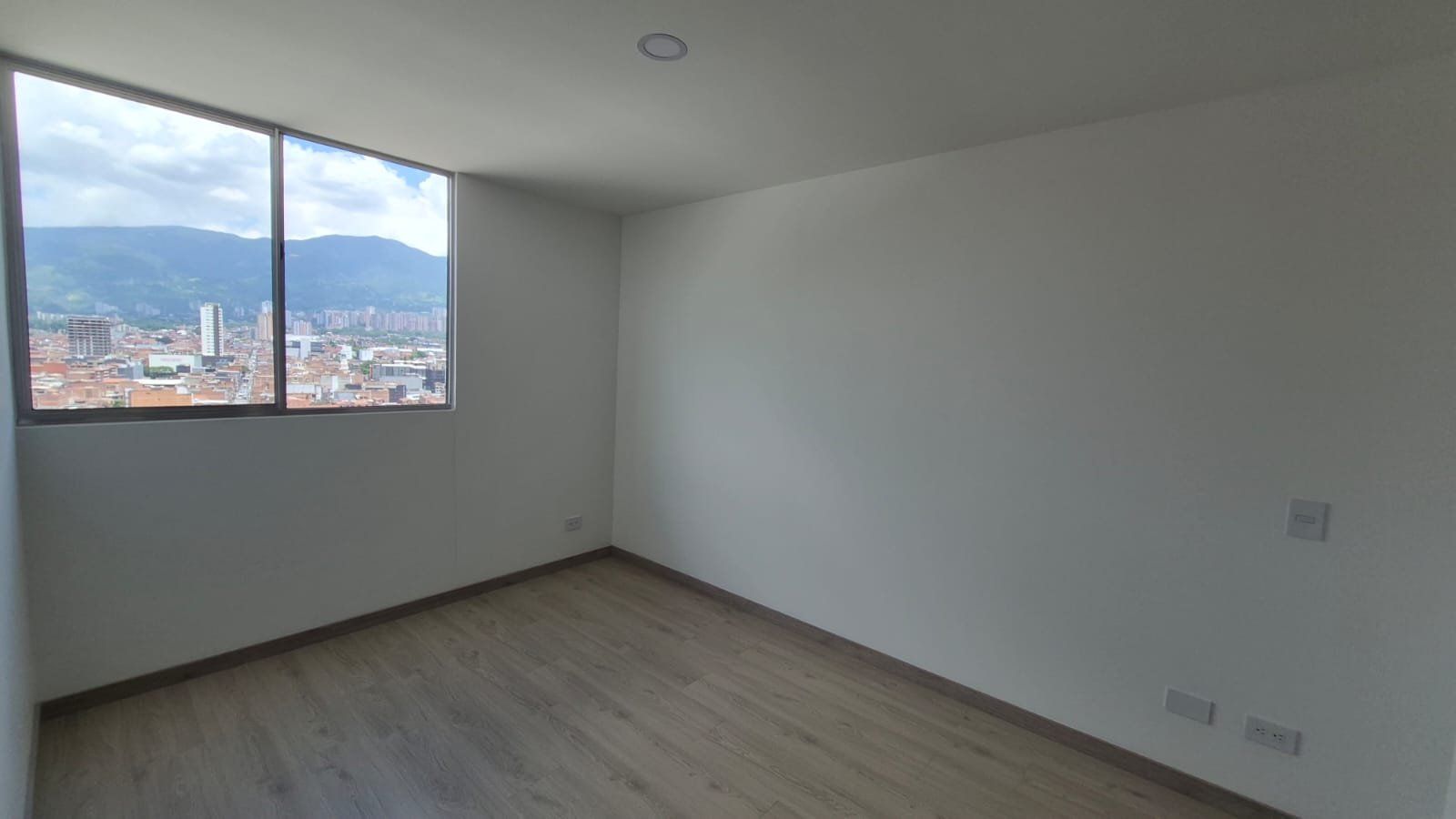 APARTAMENTO EN ARRIENDO UBICADO EN ITAGÜÍ SECTOR SIMON BOLÍVAR - 7