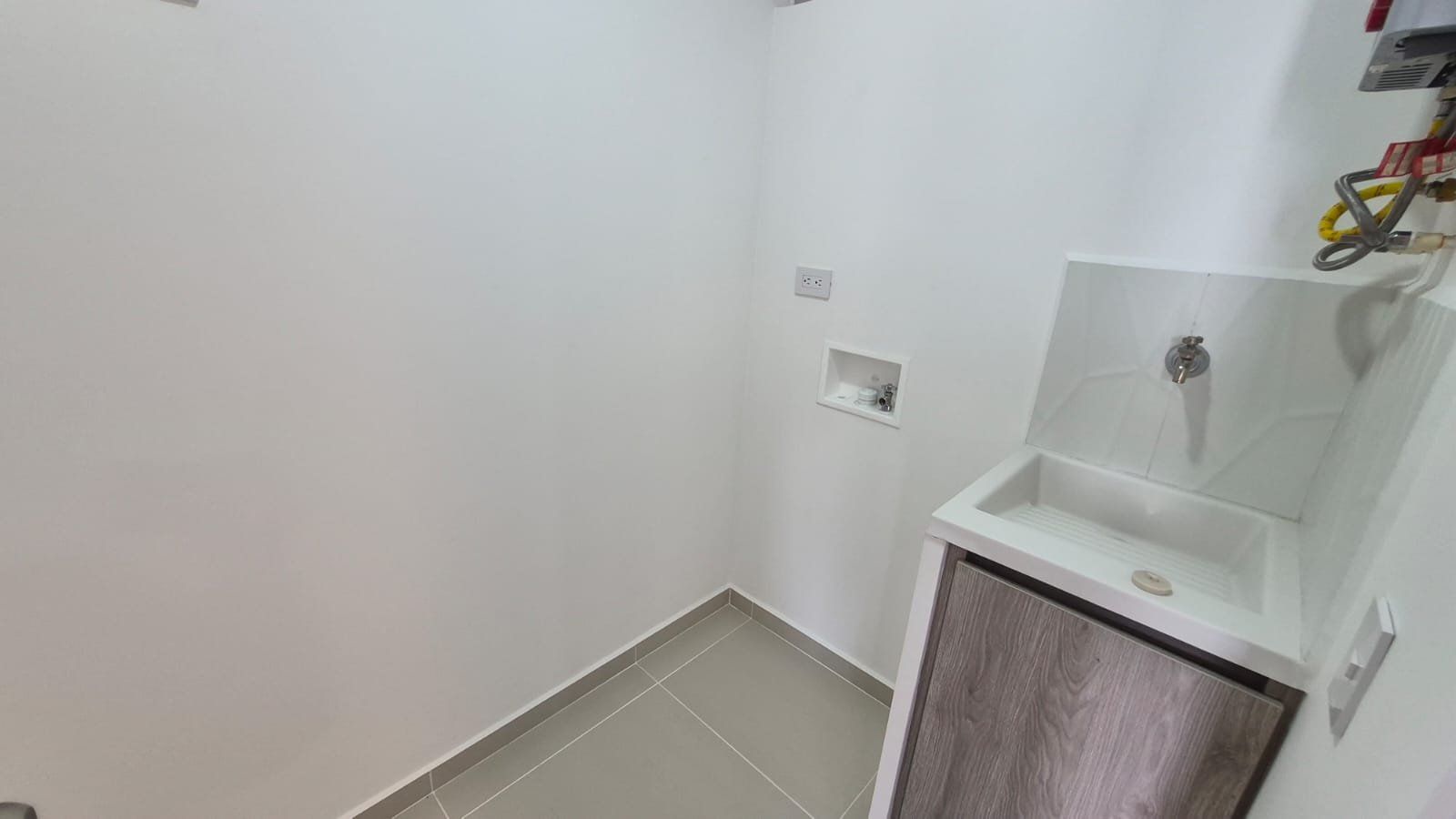 APARTAMENTO EN ARRIENDO UBICADO EN ITAGÜÍ SECTOR SIMON BOLÍVAR - 14