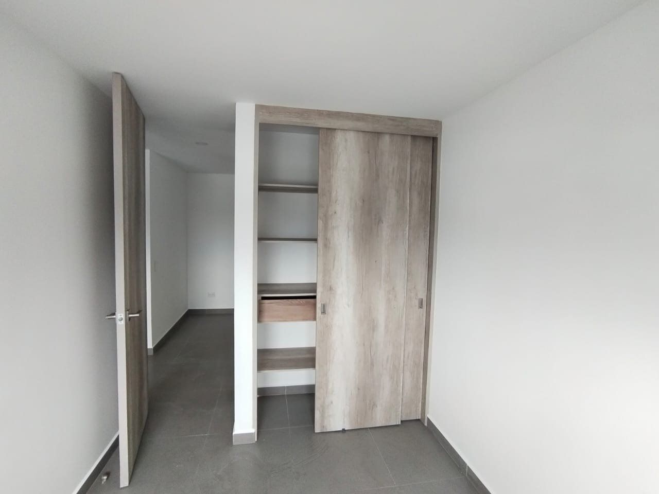 APARTAMENTO EN ARRIENDO UBICADO EN MEDELLIN SECTOR EL POBLADO - 5