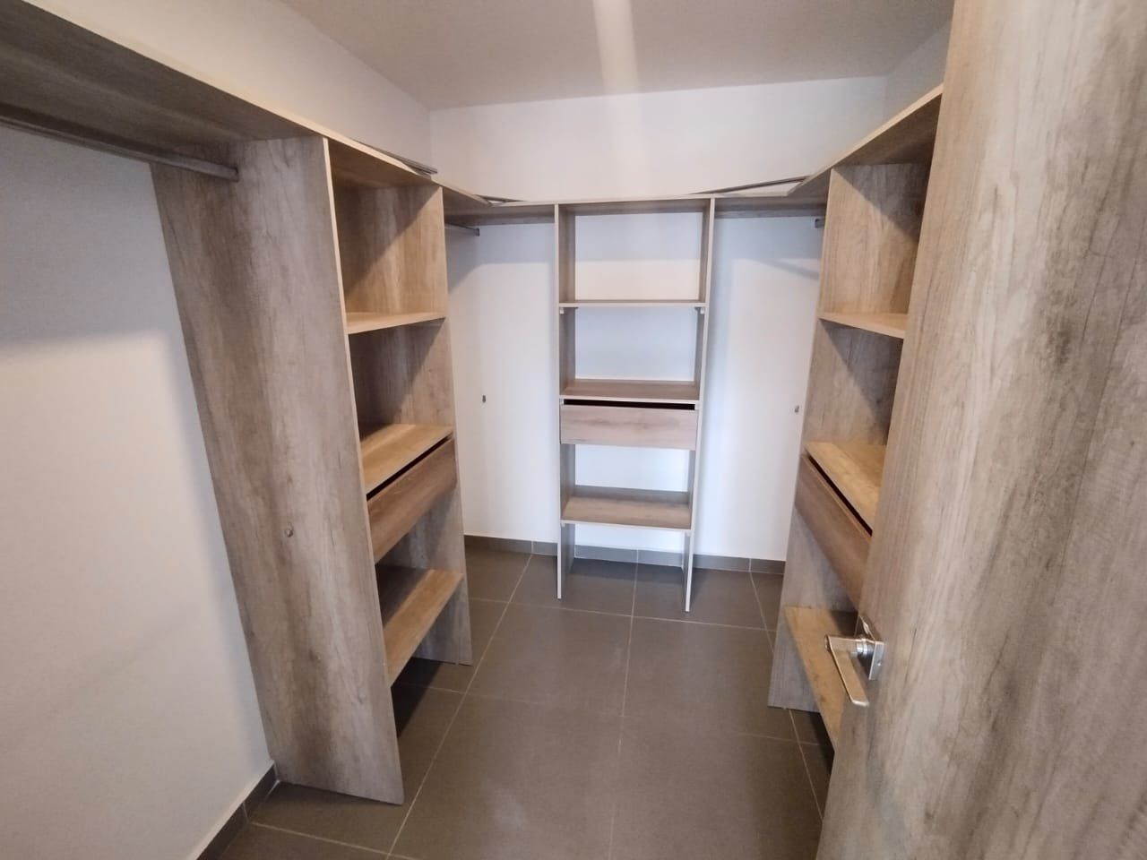 APARTAMENTO EN ARRIENDO UBICADO EN MEDELLIN SECTOR EL POBLADO - 11
