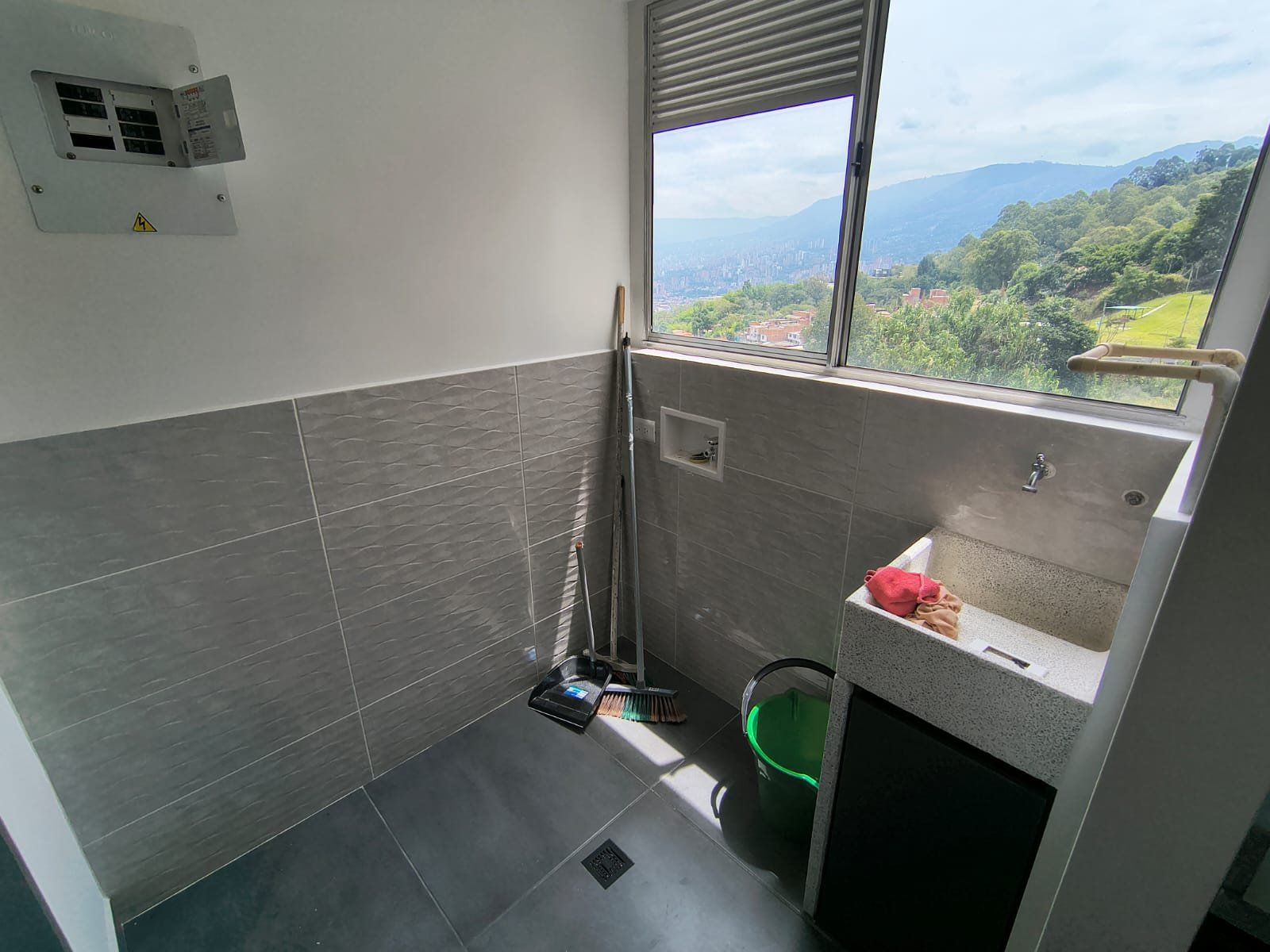 APARTAMENTO EN VENTA UBICADO EN SABANETA SECTOR MARIA AUXILIADORA - 13