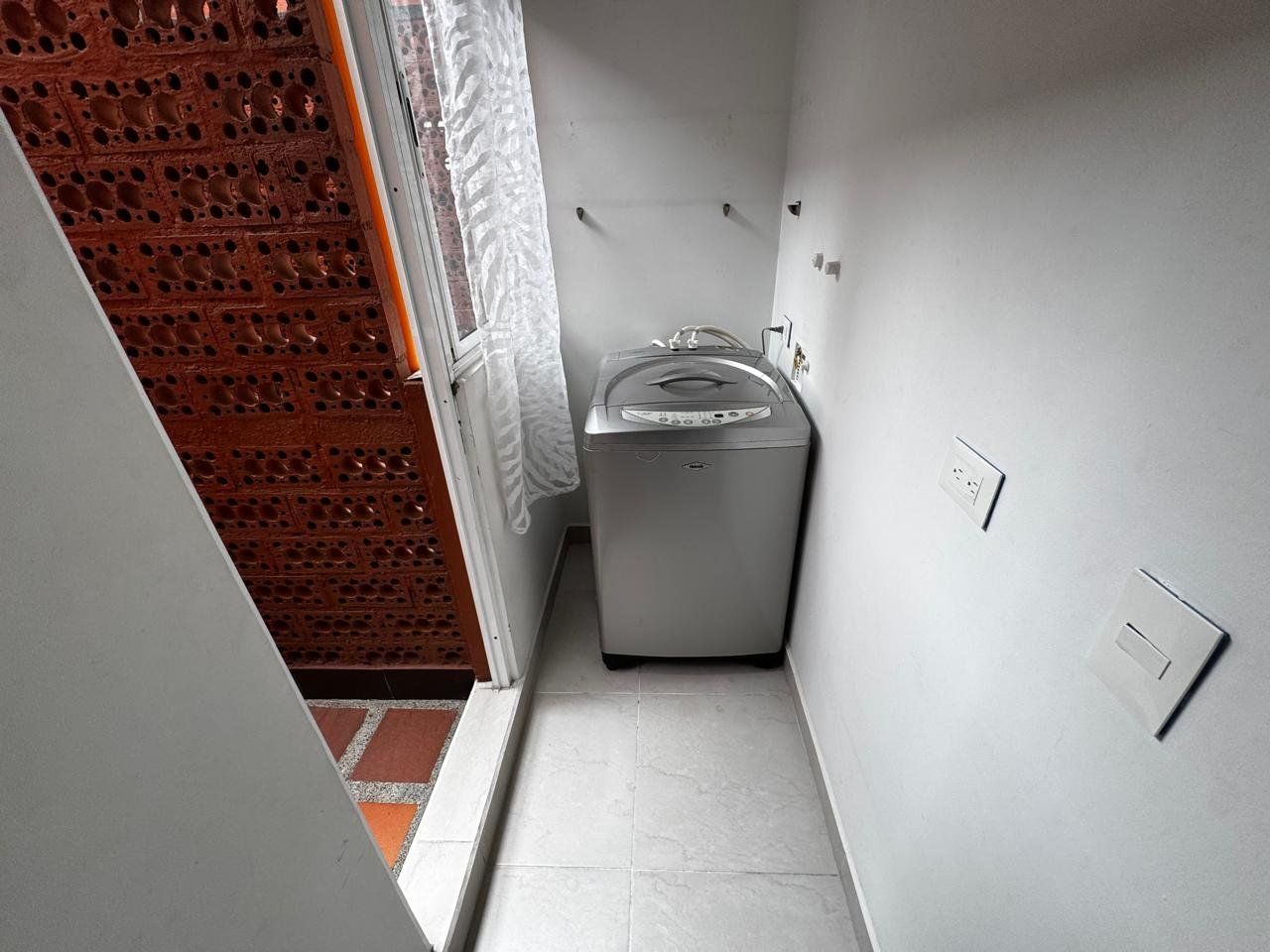 APARTAESTUDIO EN ARRIENDO UBICADO EN MEDELLIN SECTOR LA AMERICA  - 9