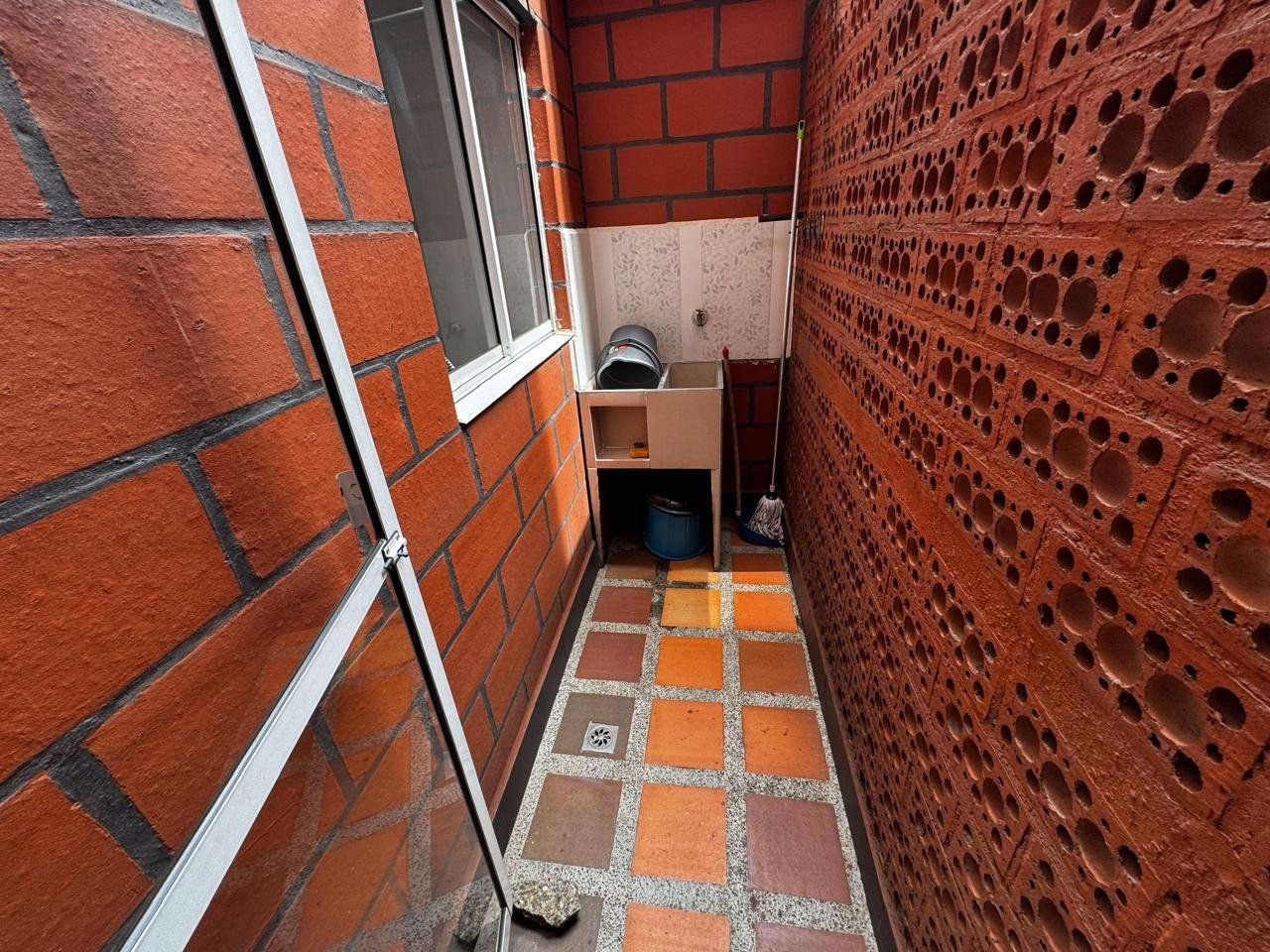 APARTAESTUDIO EN ARRIENDO UBICADO EN MEDELLIN SECTOR LA AMERICA  - 10