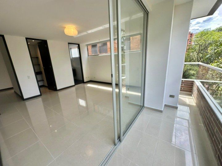 APARTAMENTO EN ARRIENDO UBICADO EN ENVIGADO SECTOR BOSQUES DE ZUNIGA - 2