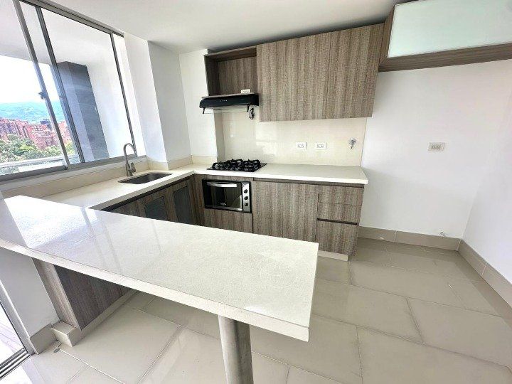 APARTAMENTO EN ARRIENDO UBICADO EN ENVIGADO SECTOR BOSQUES DE ZUNIGA