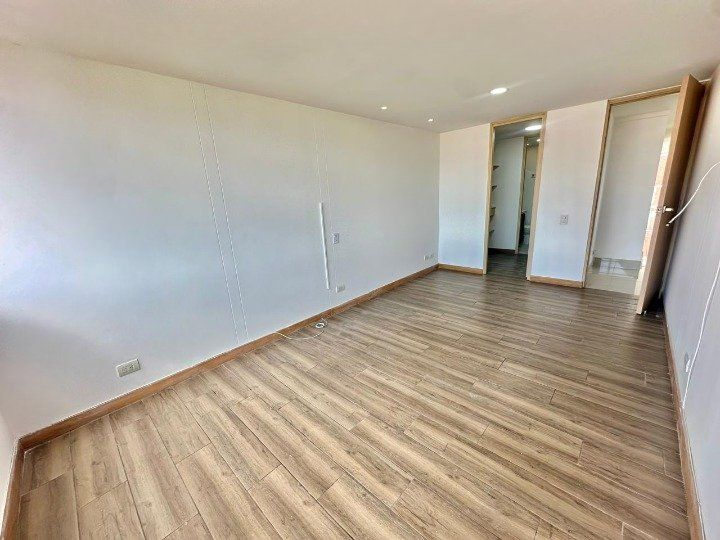 APARTAMENTO EN ARRIENDO UBICADO EN ENVIGADO SECTOR BOSQUES DE ZUNIGA - 4