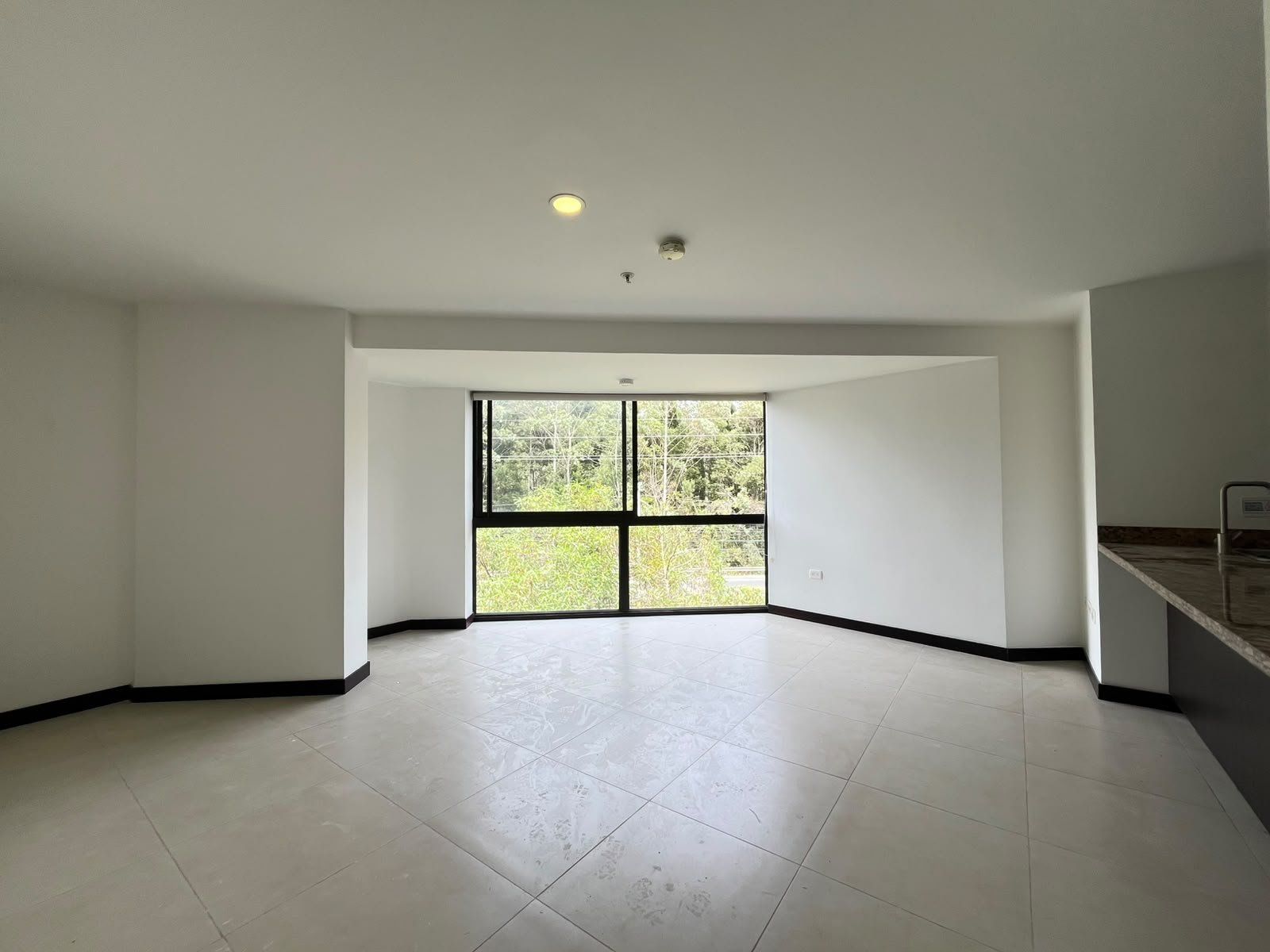 APARTAESTUDIO EN VENTA UBICADO RIONEGRO SECTOR LLANOGRANDE - 2