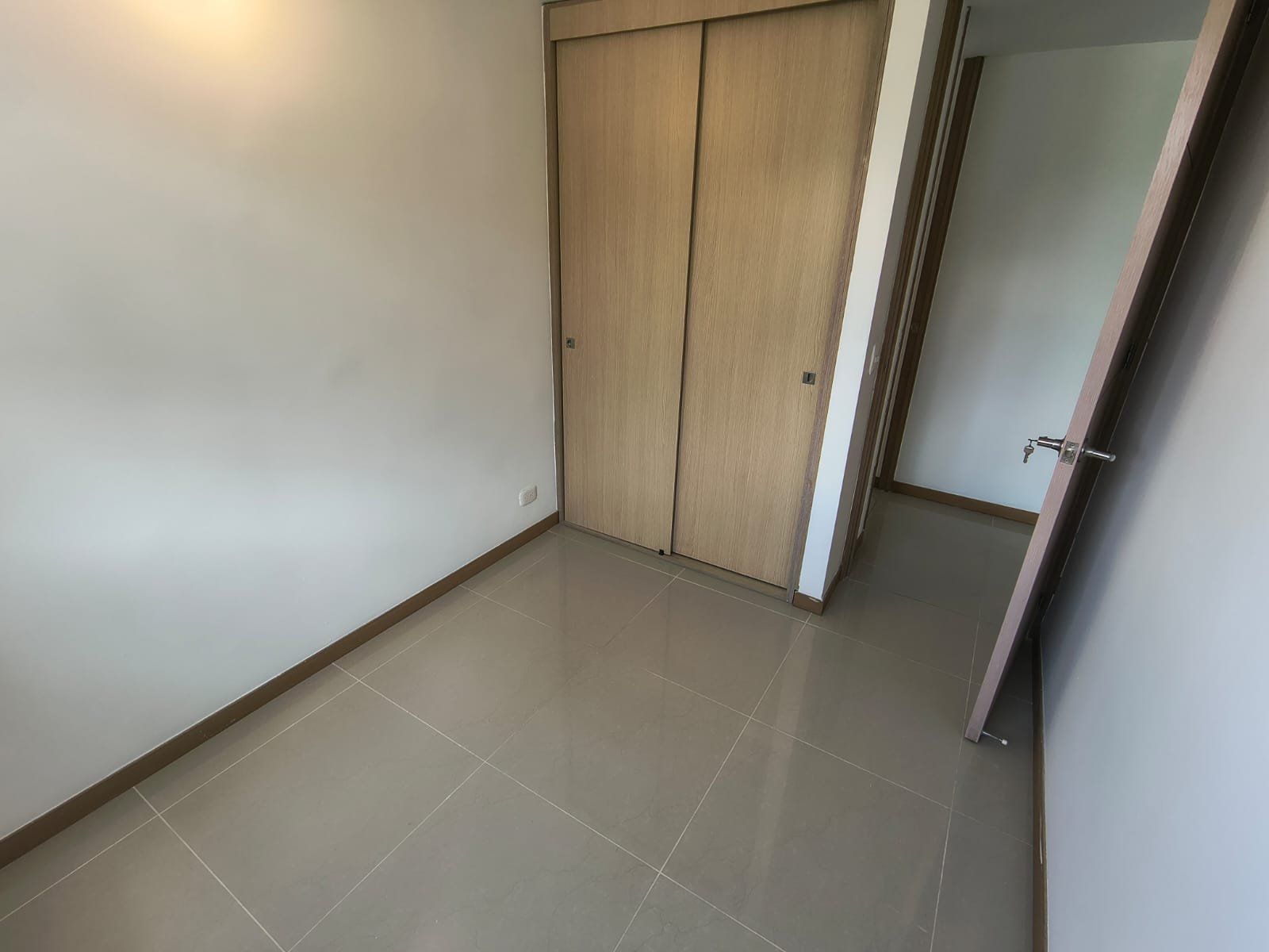 Apartamento en arriendo con 3 habitaciones en Las Antillas, Envigado - 8