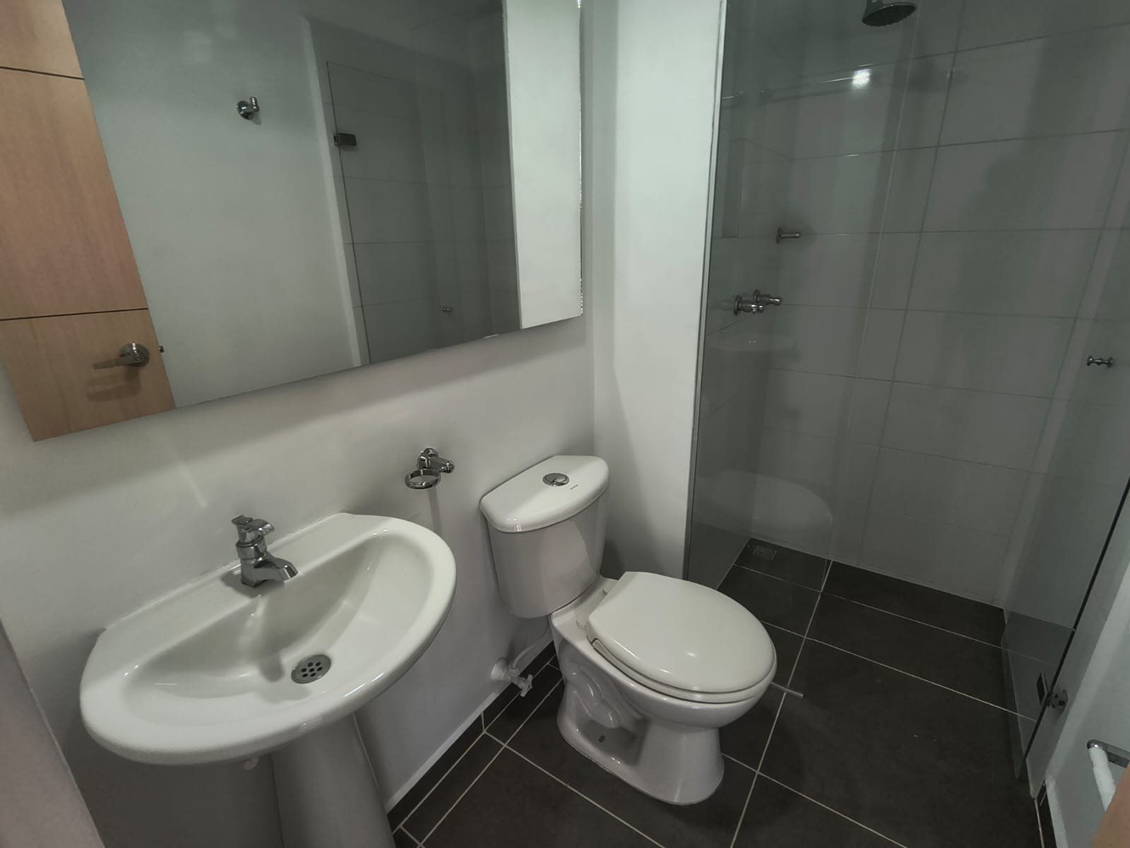 Apartamento en arriendo con 3 habitaciones en Las Antillas, Envigado - 11