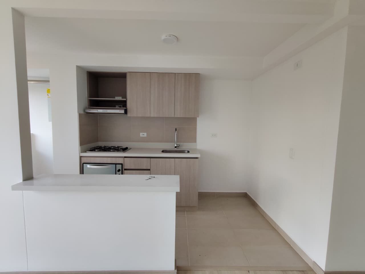 APARTAMENTO EN ARRIENDO UBICADO RIONEGRO SECTOR OJO DE AGUA - 2