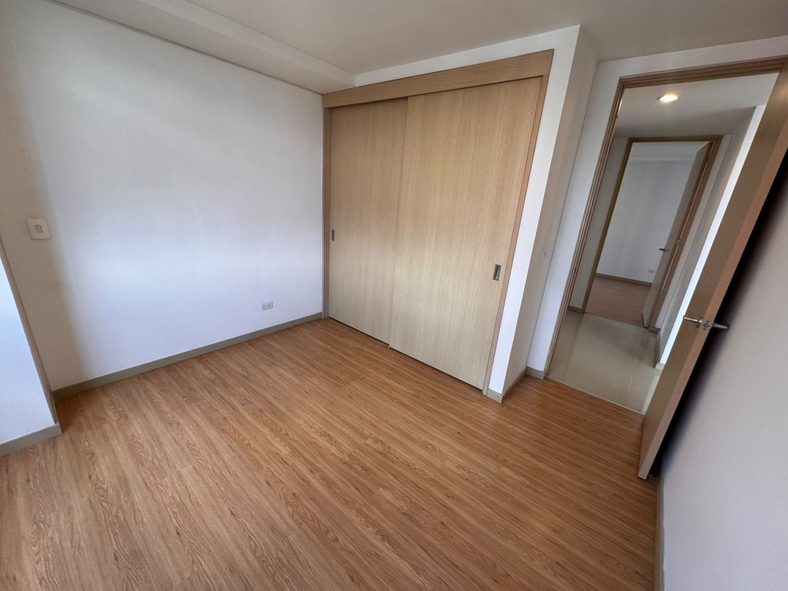 APARTAMENTO EN ARRIENDO UBICADO MEDELLIN SECTOR POBLADO - 5