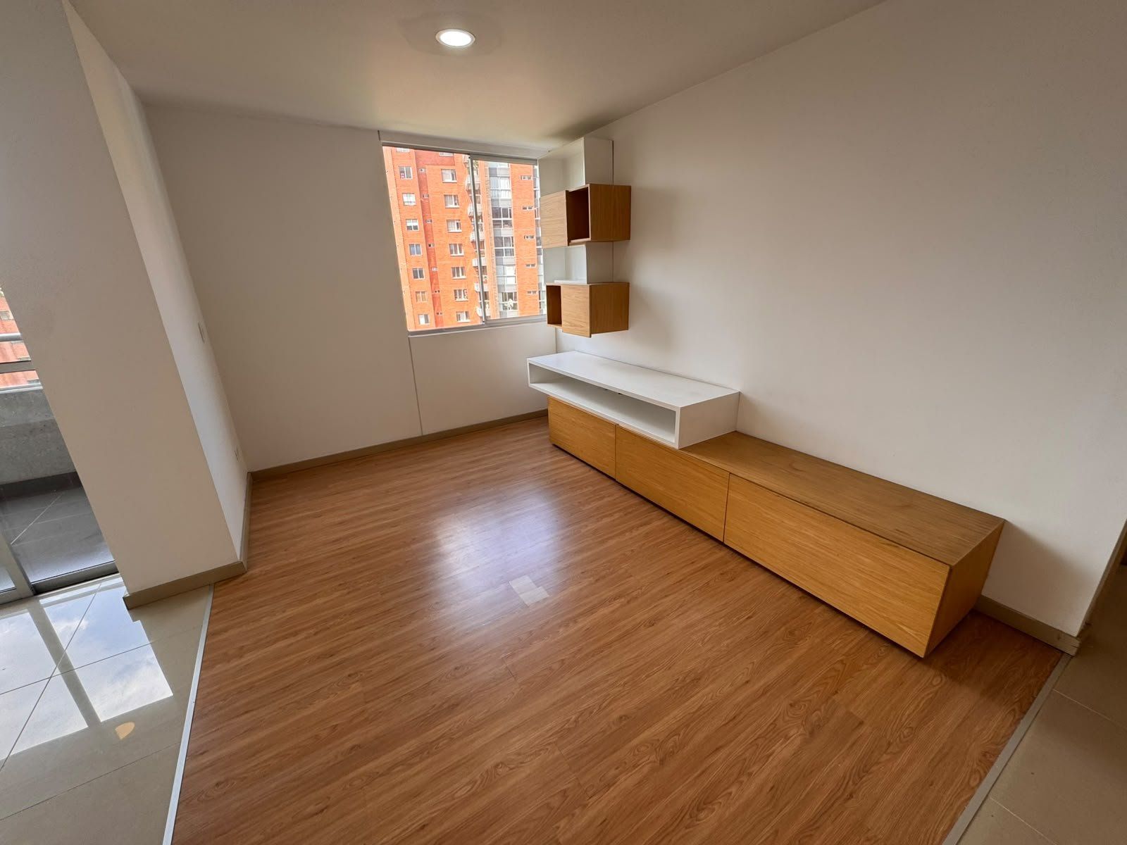 APARTAMENTO EN ARRIENDO UBICADO MEDELLIN SECTOR POBLADO - 2