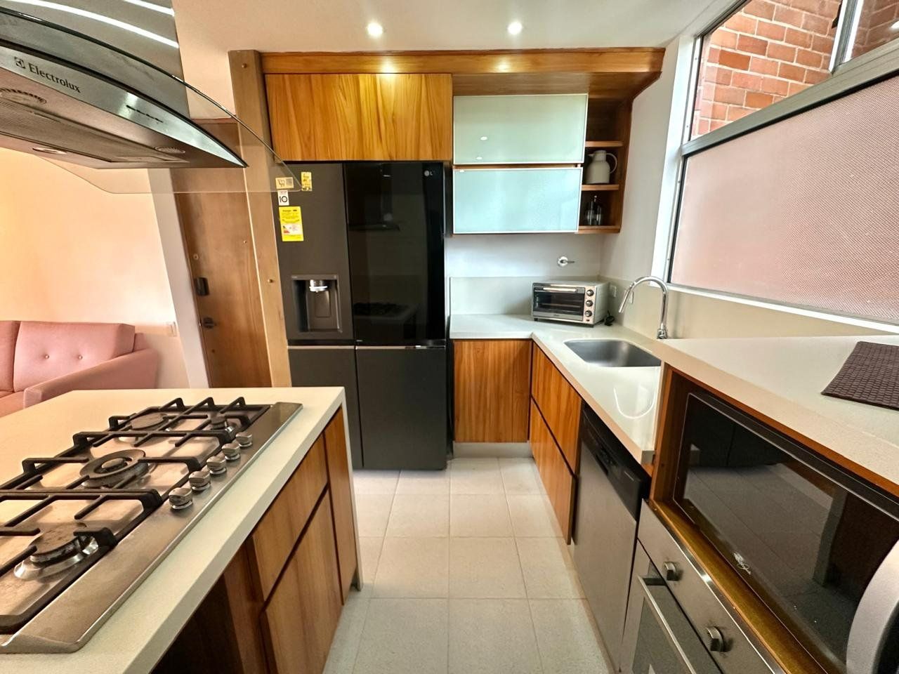 APARTAMENTO AMOBLADO EN ARRIENDO UBICADO EN EL POBLADO SECTOR CASTROPOL - 4