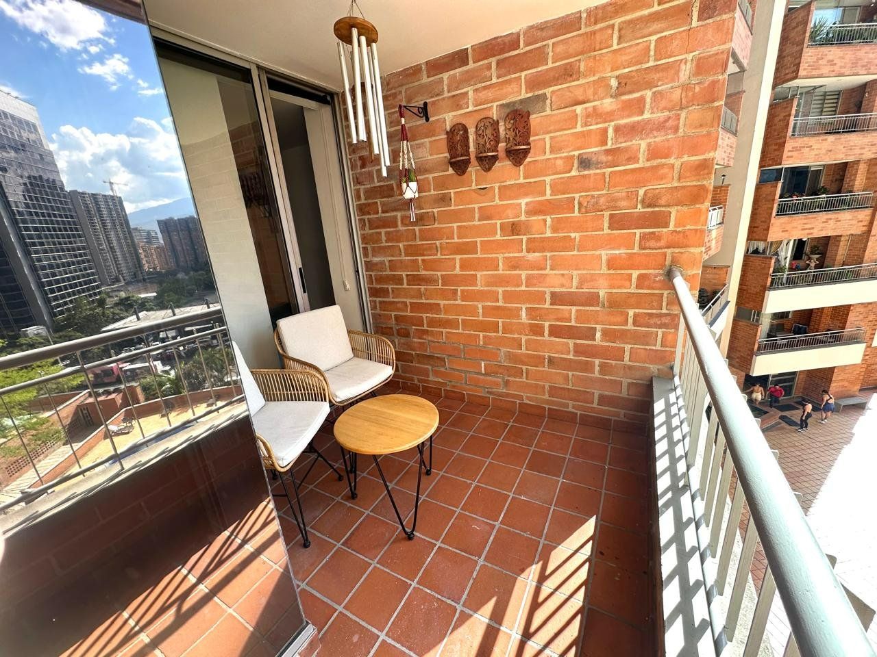 APARTAMENTO AMOBLADO EN ARRIENDO UBICADO EN EL POBLADO SECTOR CASTROPOL - 14