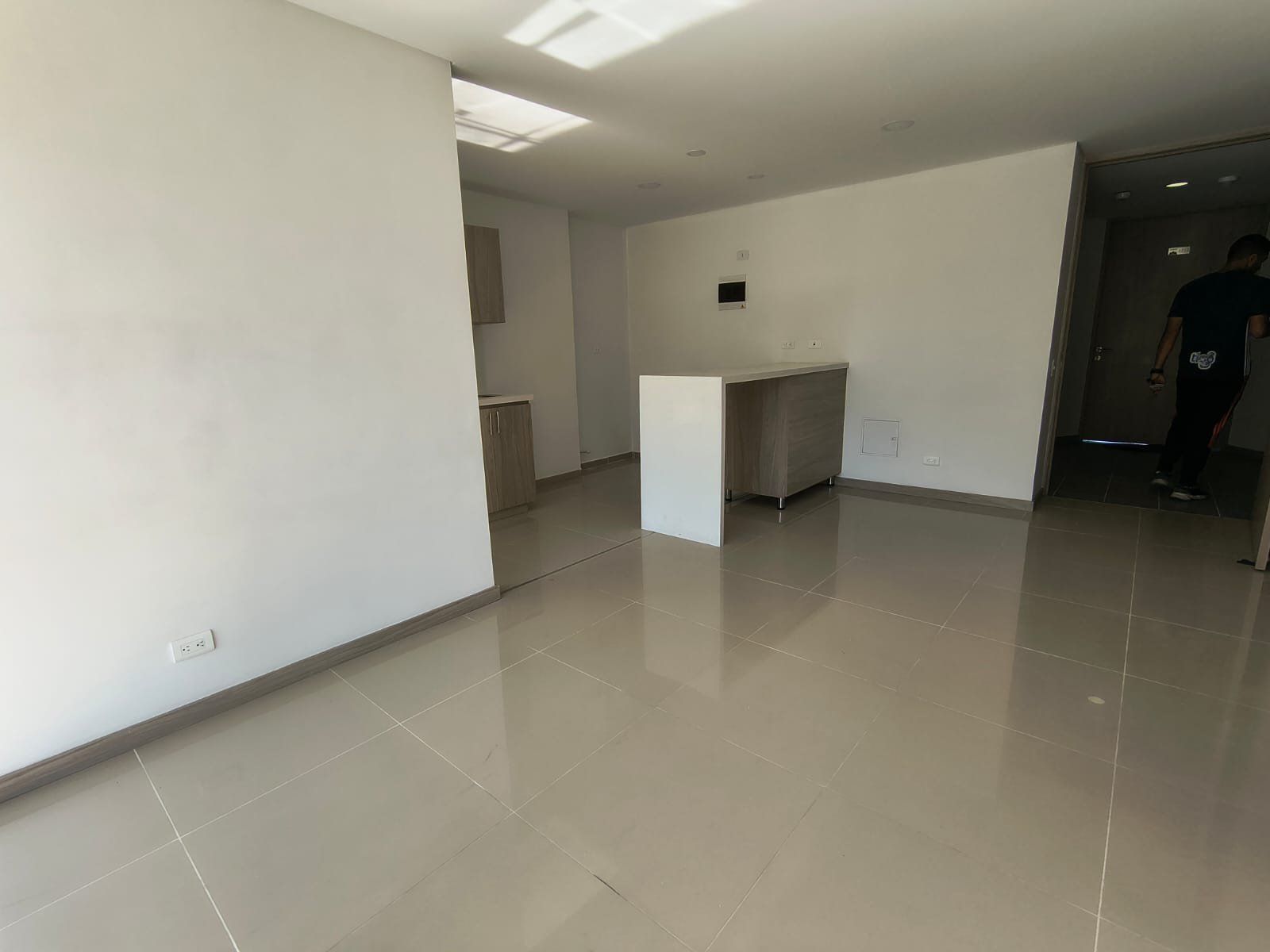 APARTAMENTO EN VENTA UBICADO EN ENVIGADO SECTOR CHINGUI - 3