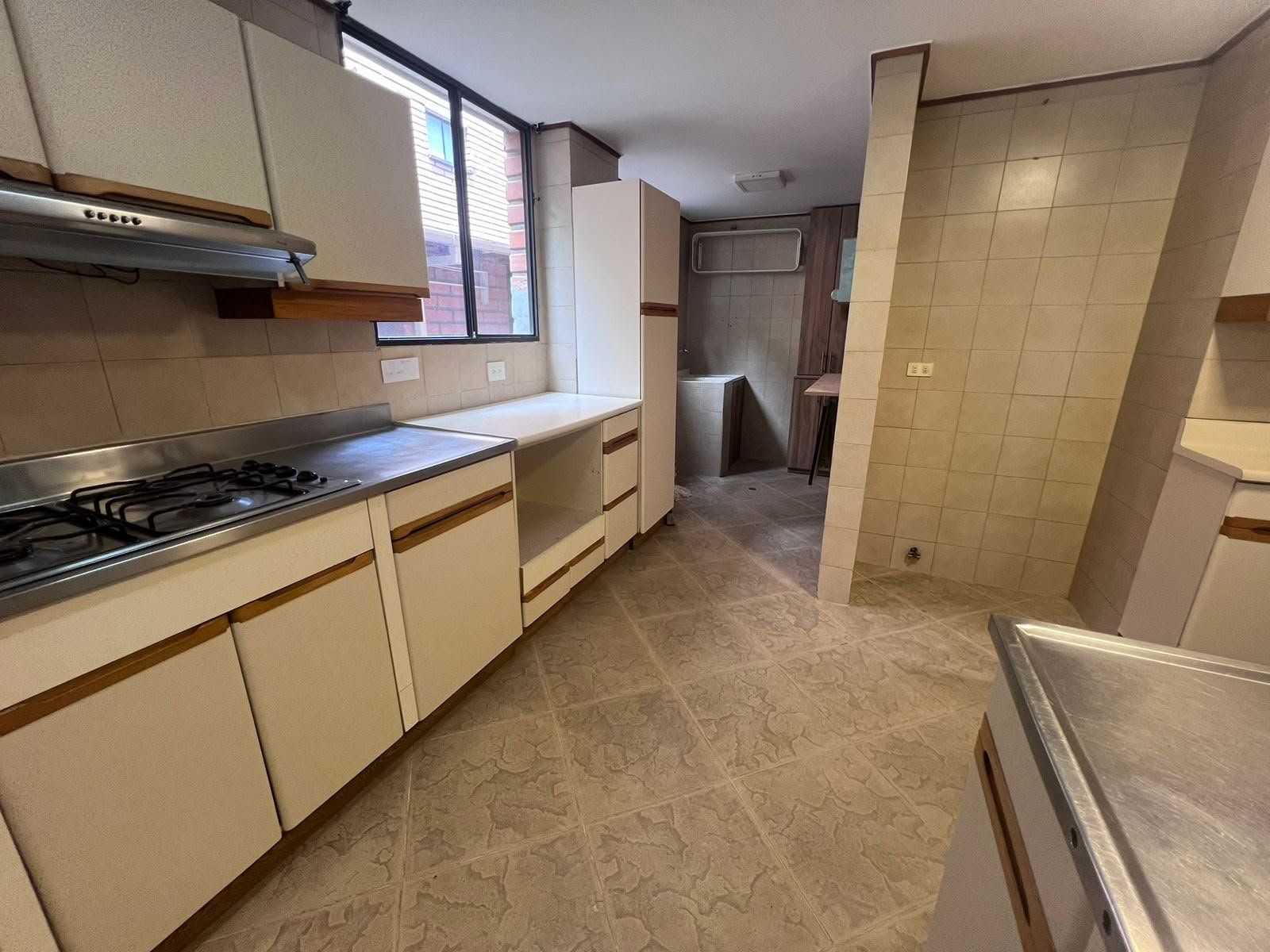 APARTAMENTO EN ARRIENDO UBICADO MEDELLIN SECTOR POBLADO - 5