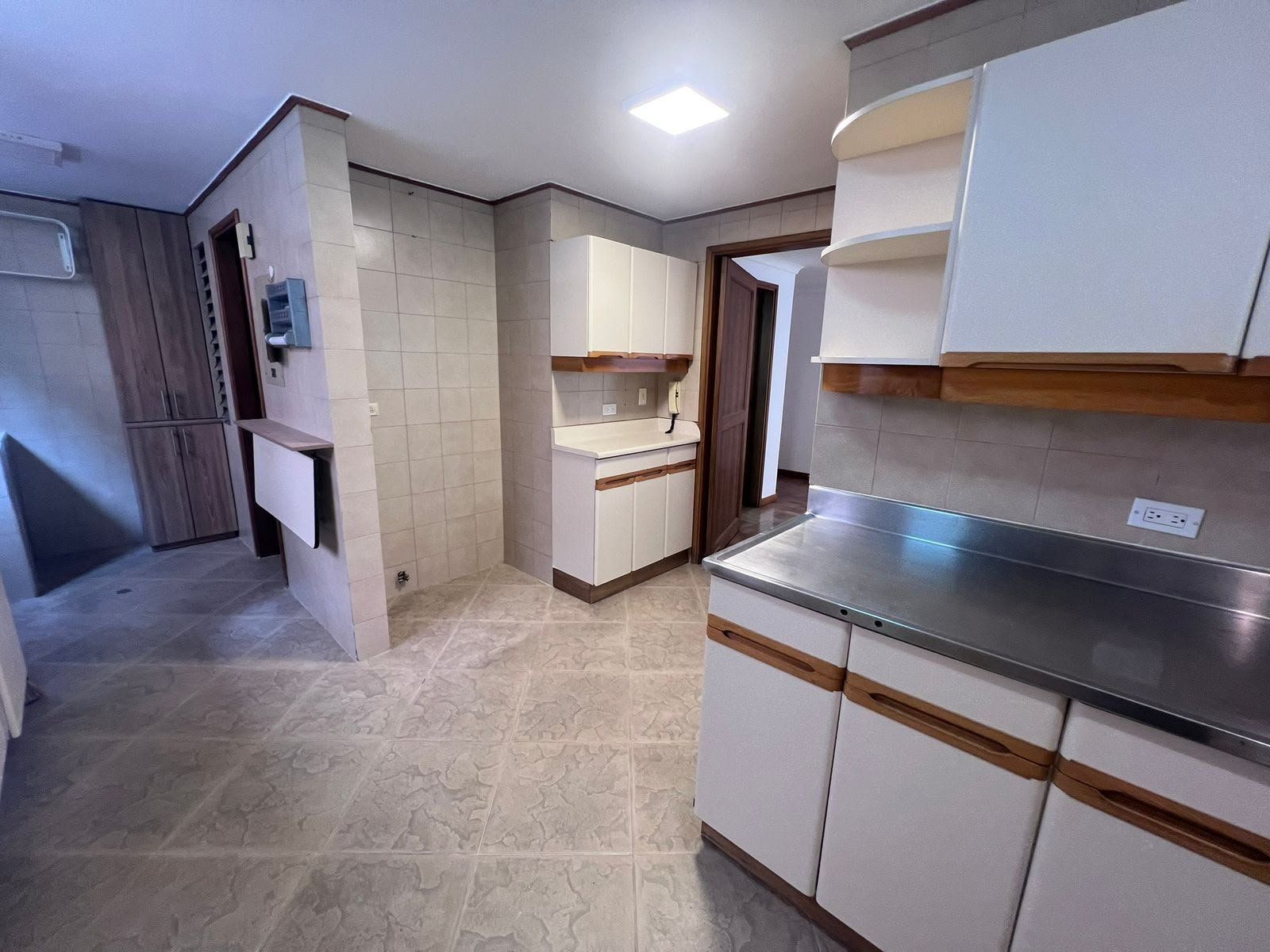 APARTAMENTO EN ARRIENDO UBICADO MEDELLIN SECTOR POBLADO - 4