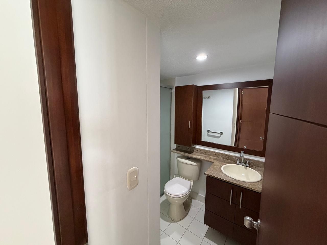 APARTAMENTO EN ARRIENDO UBICADO MEDELLÍN SECTOR POBLADO - 16