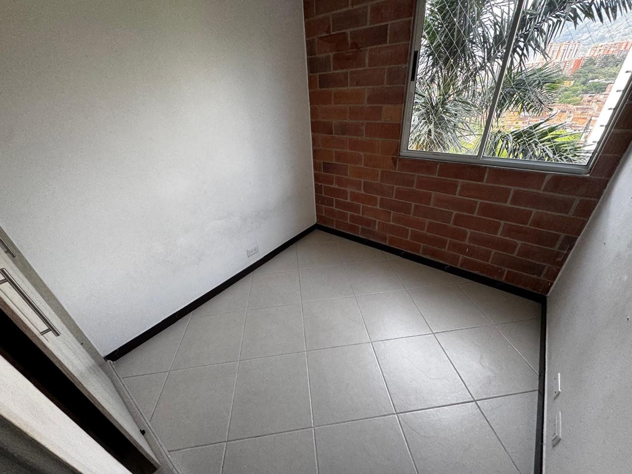 APARTAMENTO EN ARRIENDO UBICADO ENVIGADO SECTOR SENORIAL - 8
