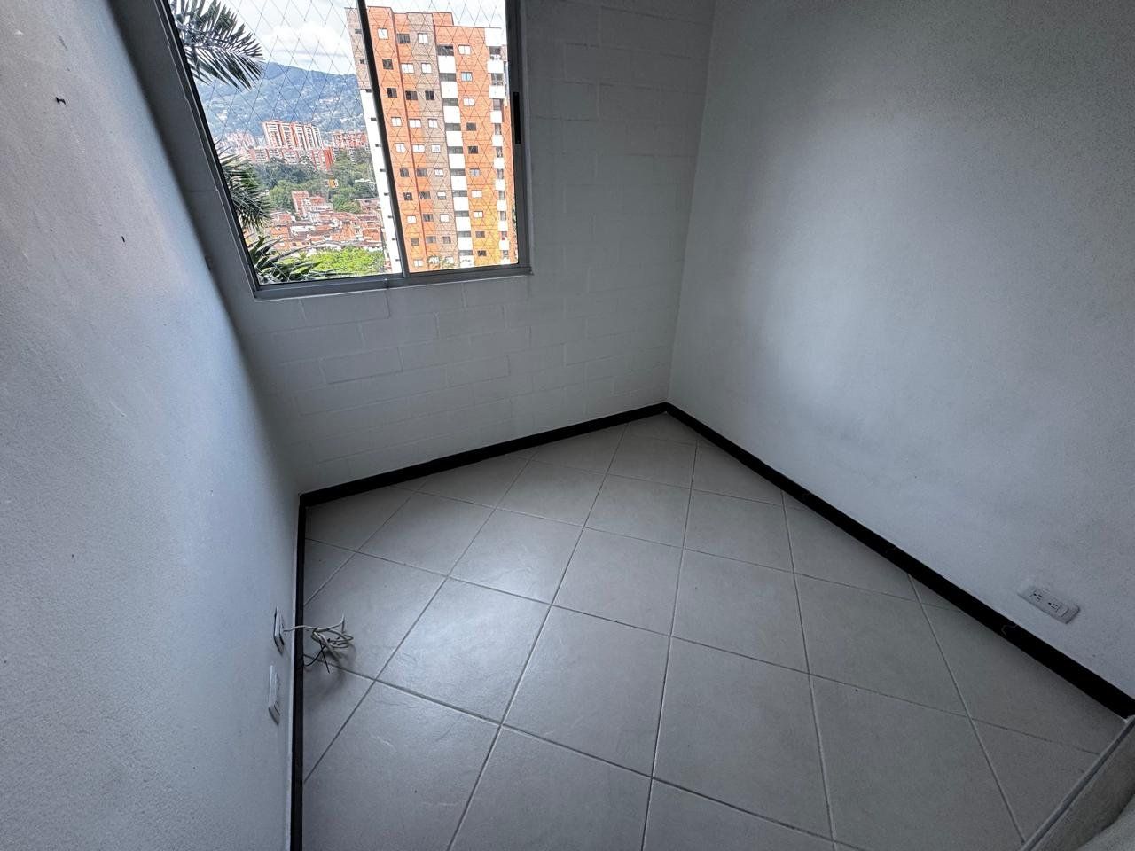 APARTAMENTO EN ARRIENDO UBICADO ENVIGADO SECTOR SENORIAL - 6