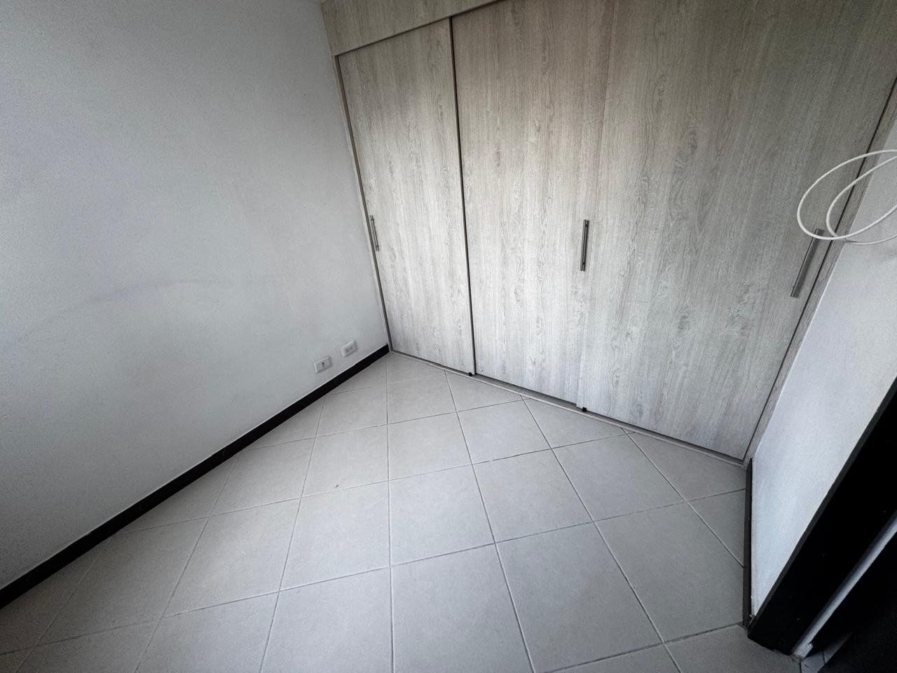 APARTAMENTO EN ARRIENDO UBICADO ENVIGADO SECTOR SENORIAL - 4