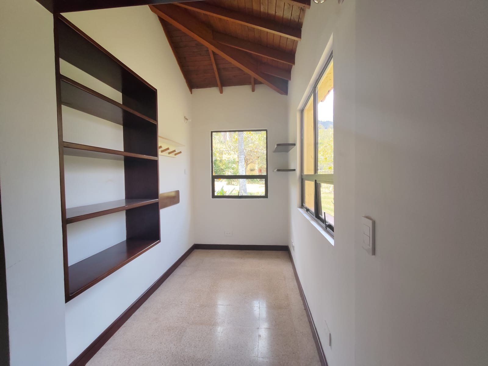 CASA EN ARRIENDO UBICADA EN LA CEJA - 9