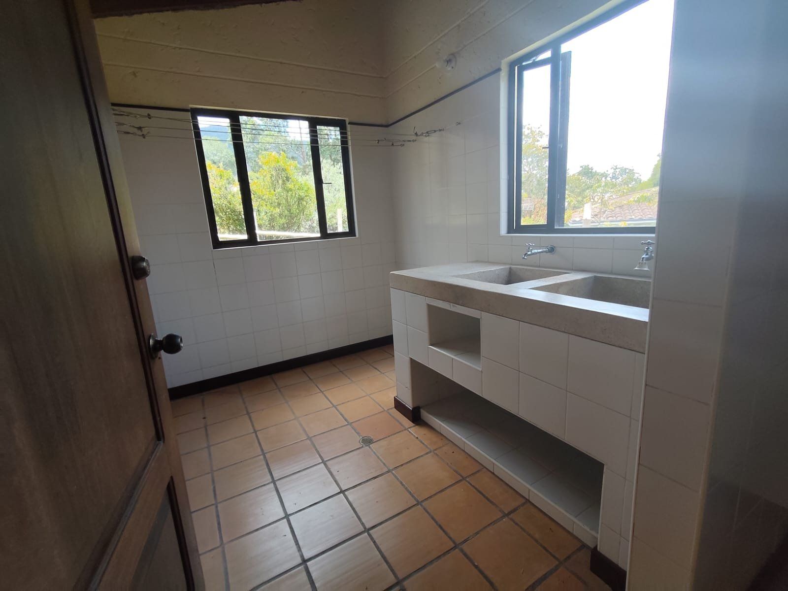 CASA EN ARRIENDO UBICADA EN LA CEJA - 11