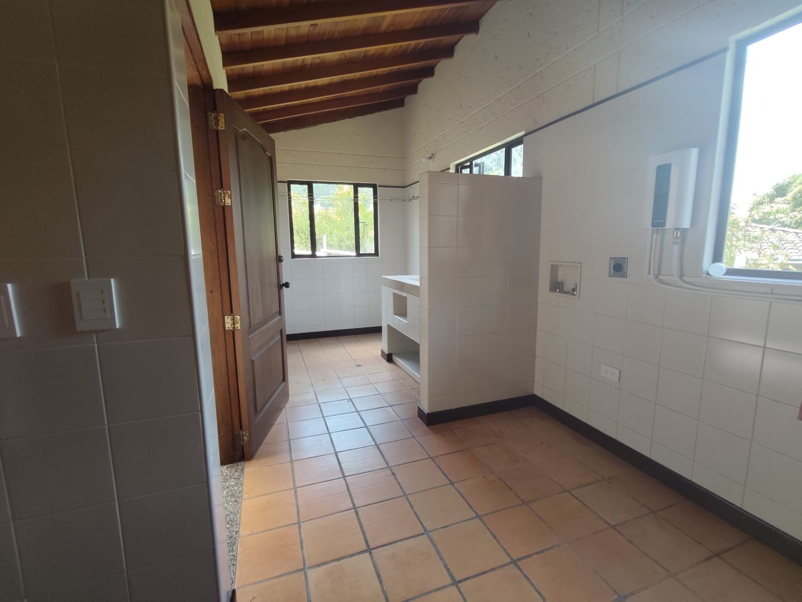 CASA EN ARRIENDO UBICADA EN LA CEJA - 12
