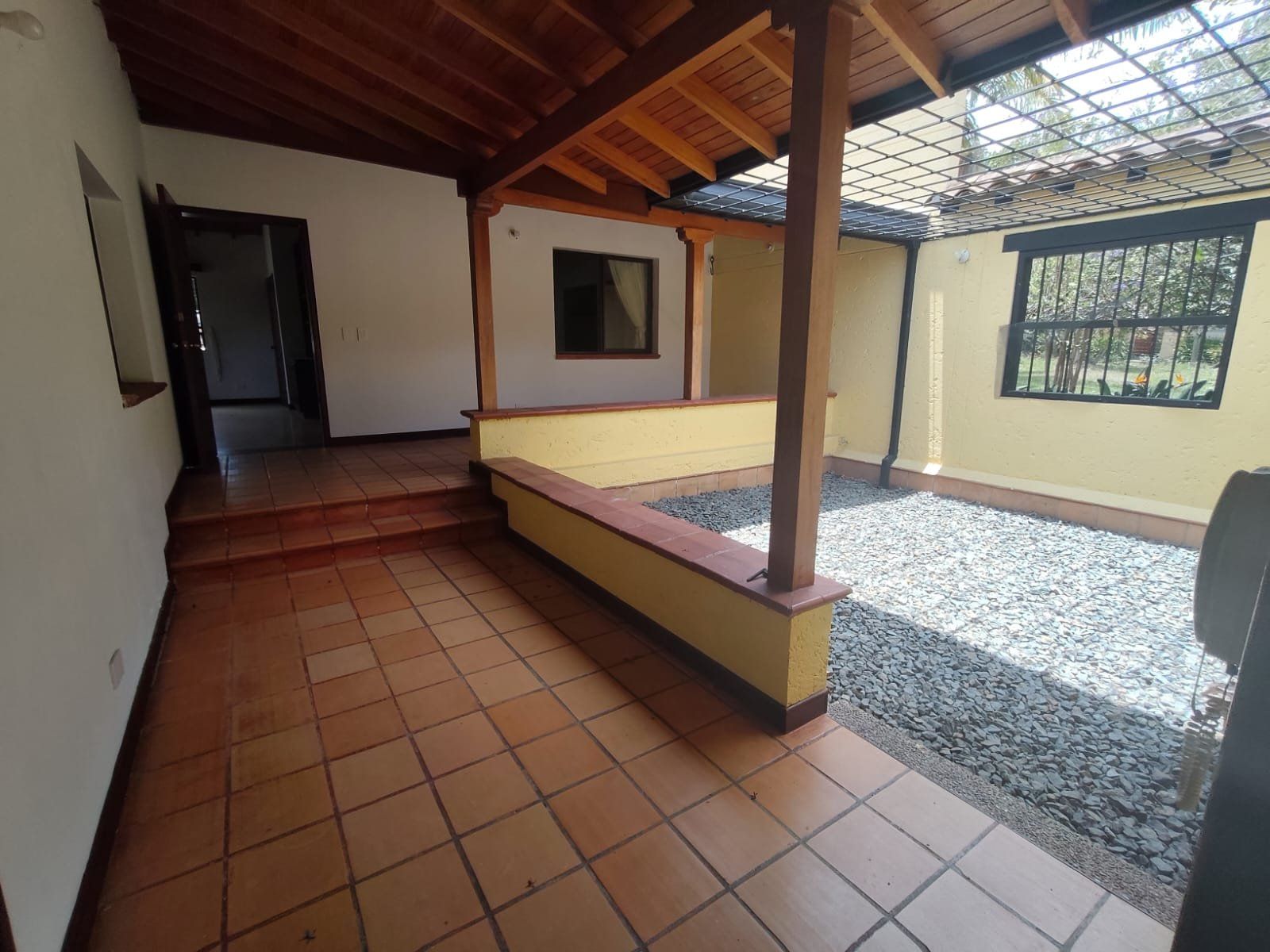 CASA EN ARRIENDO UBICADA EN LA CEJA - 16