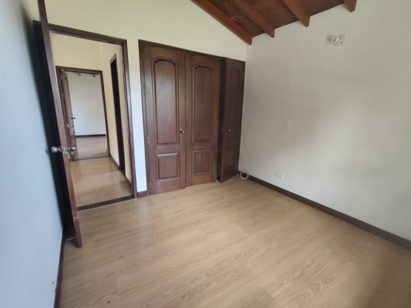 CASA EN ARRIENDO UBICADA EN LA CEJA - 13
