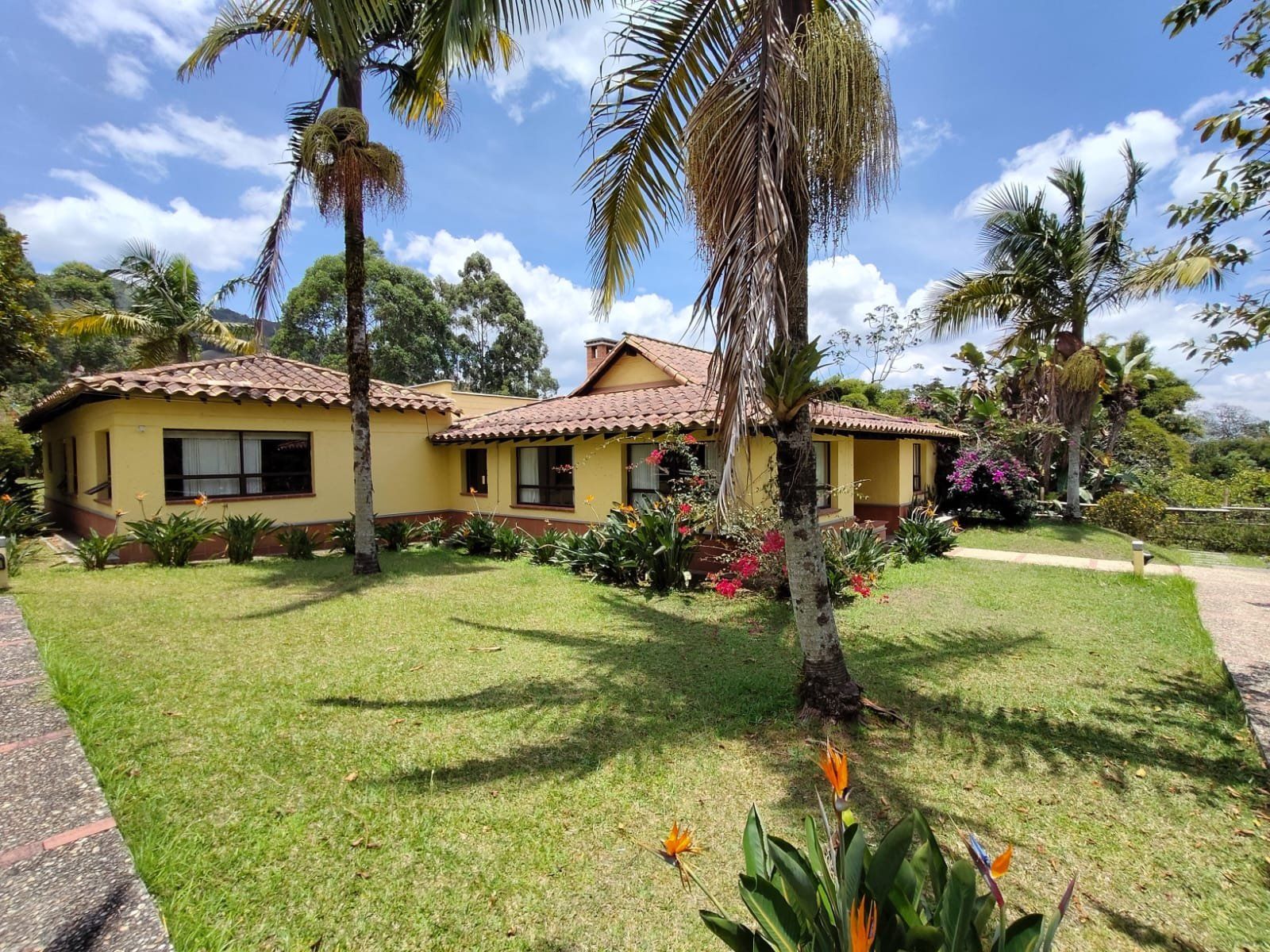 CASA EN ARRIENDO UBICADA EN LA CEJA