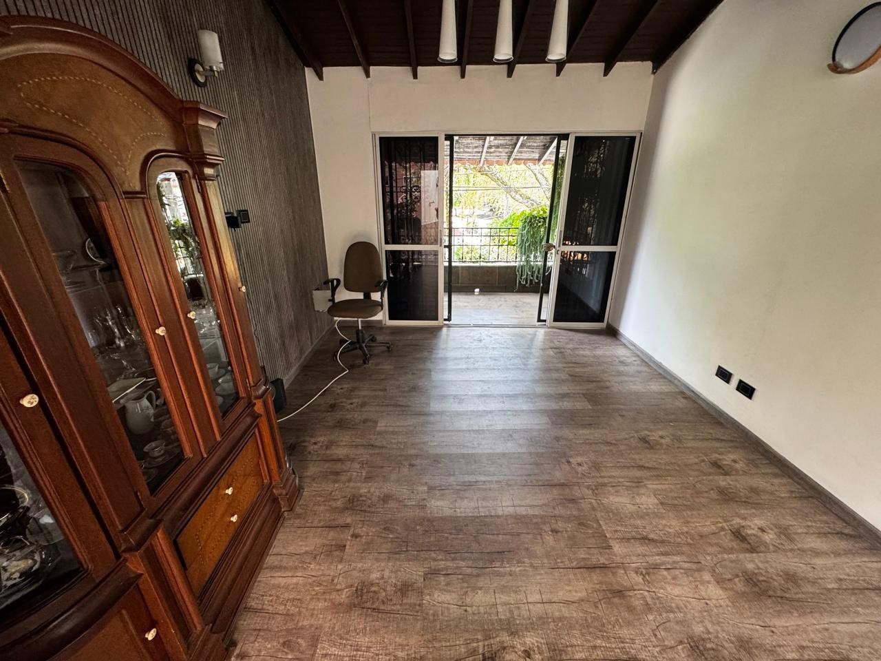 CASA EN ARRIENDO UBICADA EN MEDELLÍN SECTOR SIMON BOLIVAR - 11