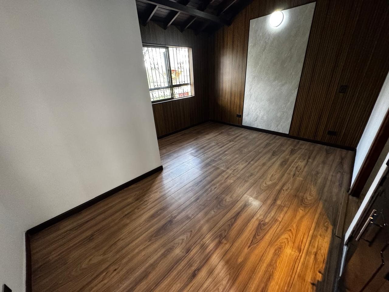 CASA EN ARRIENDO UBICADA EN MEDELLÍN SECTOR SIMON BOLIVAR - 8