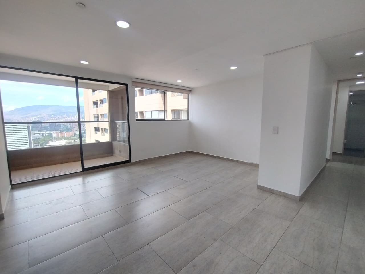 APARTAMENTO EN ARRIENDO UBICADO EN SABANETA SECTOR MAYORCA - 2