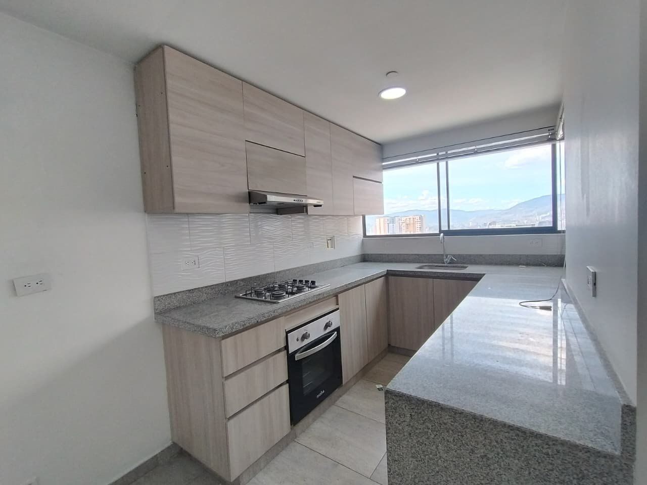 APARTAMENTO EN ARRIENDO UBICADO EN SABANETA SECTOR MAYORCA - 4