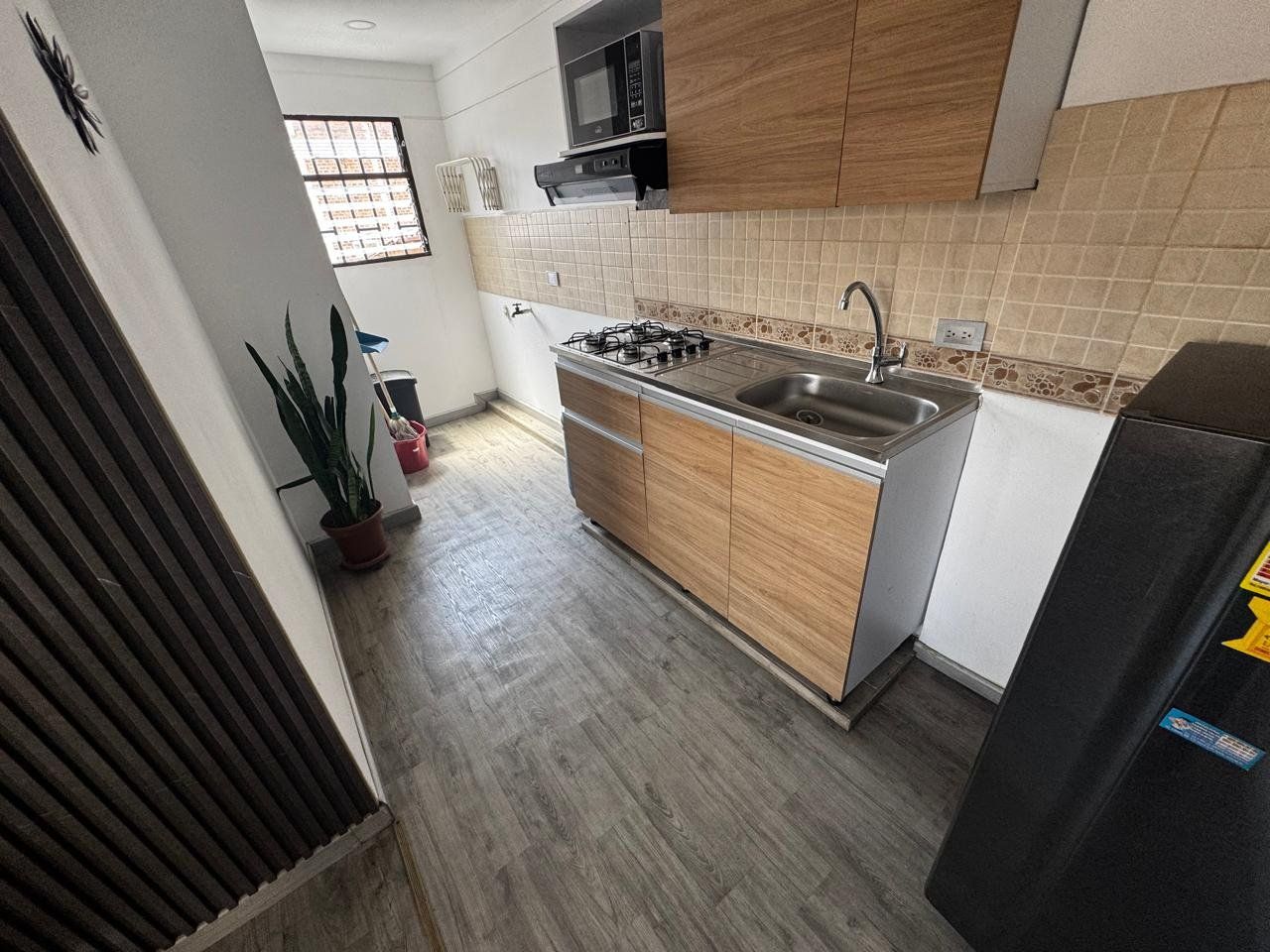 APARTAESTUDIO EN ARRIENDO UBICADO EN MEDELLÍN SECTOR LAURELES - 3