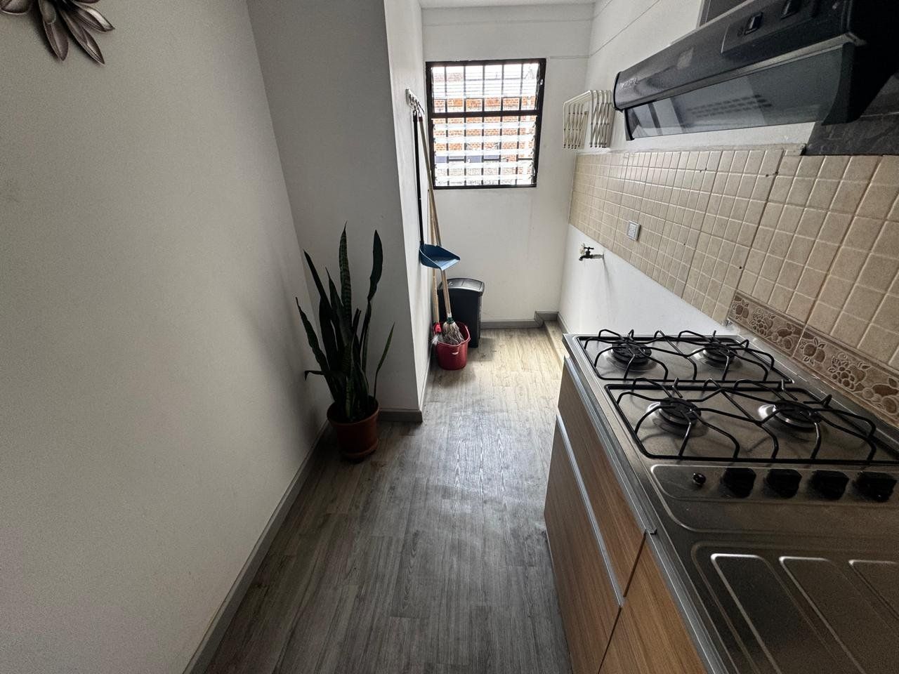 APARTAESTUDIO EN ARRIENDO UBICADO EN MEDELLÍN SECTOR LAURELES - 2