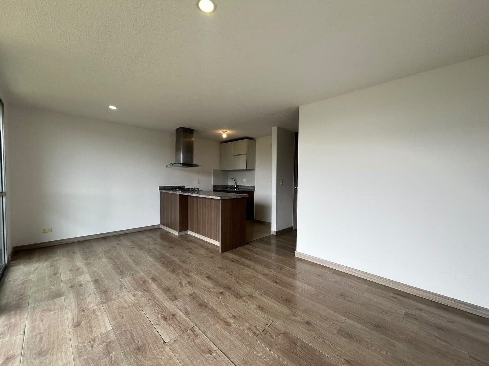 APARTAMENTO EN ARRIENDO UBICADO EN RIONEGRO SECTOR OJO DE AGUA - 2