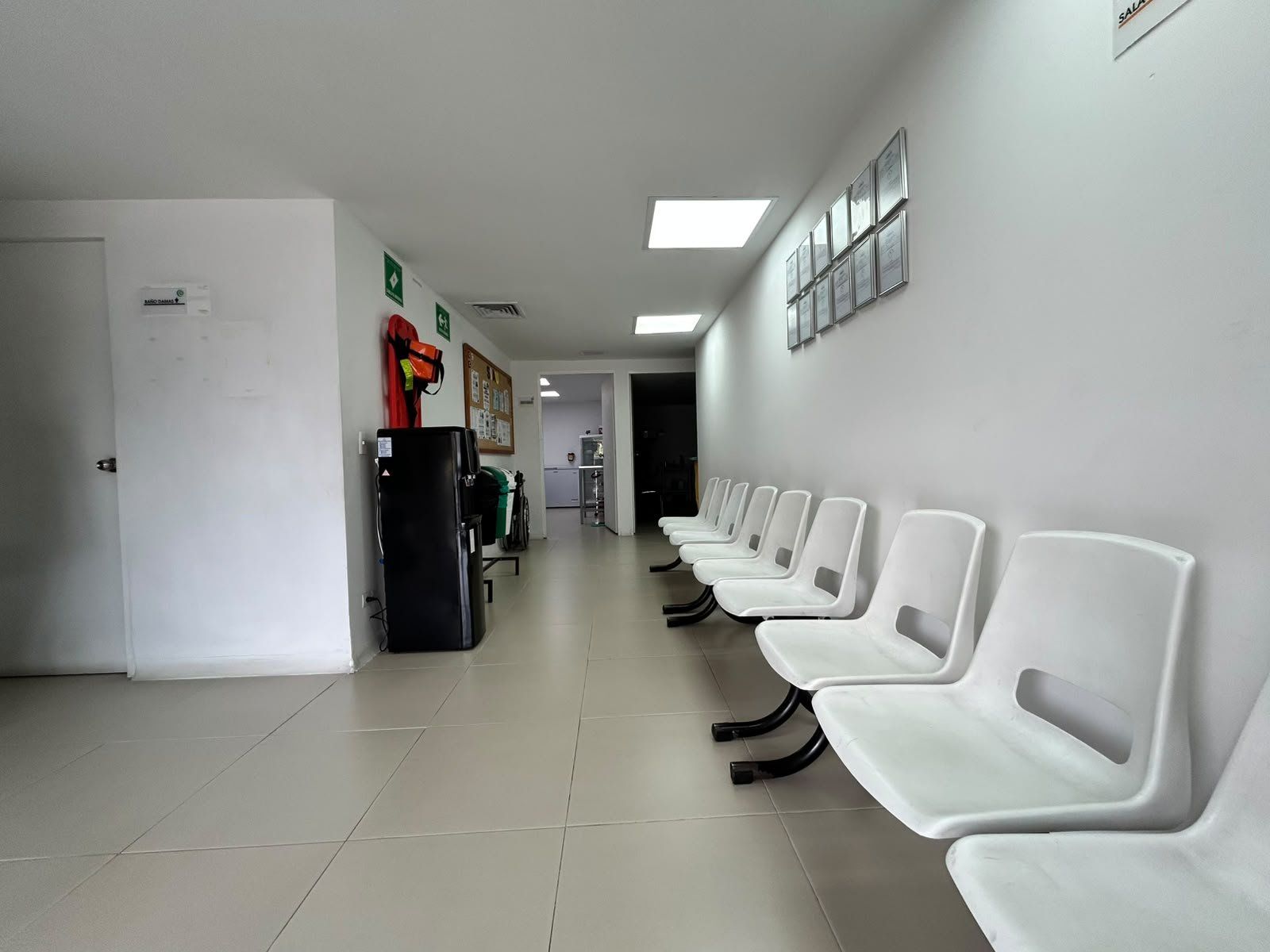CONSULTORIO EN ARRIENDO UBICADO EN MEDELLIN SECTOR ALTAMIRA - 3