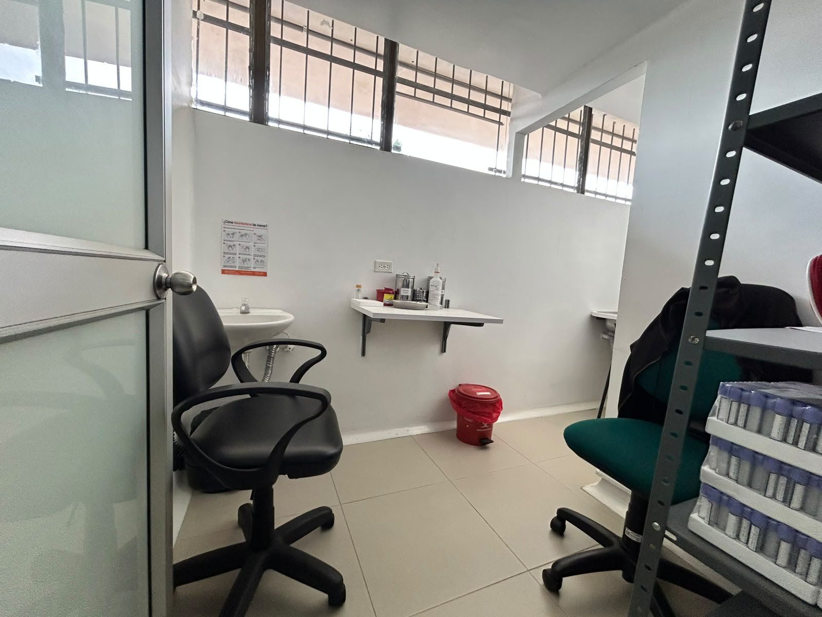 CONSULTORIO EN ARRIENDO UBICADO EN MEDELLIN SECTOR ALTAMIRA - 7