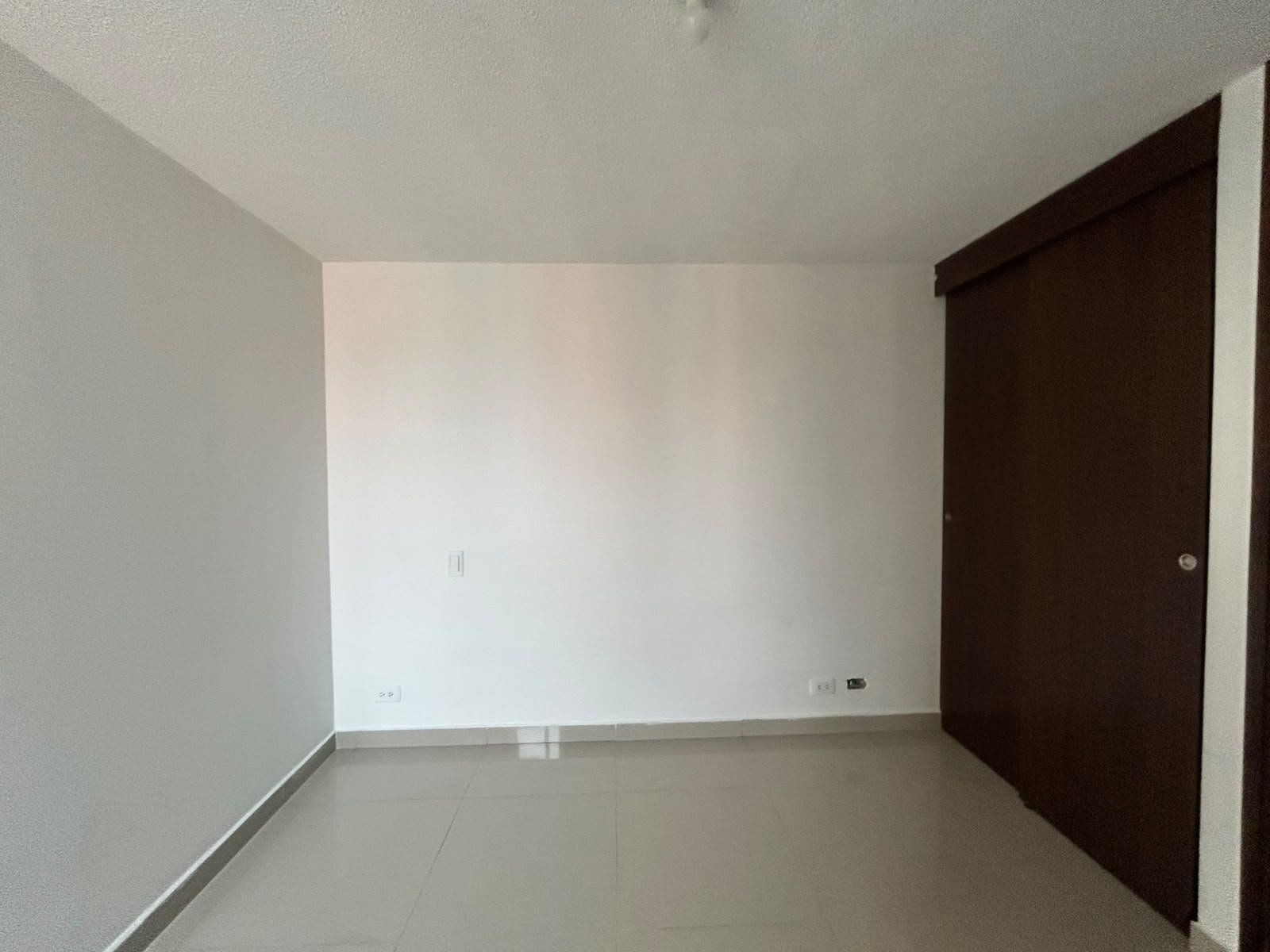 APARTAMENTO EN ARRIENDO UBICADO EN MEDELLIN SECTOR LOMA DE LOS BERNAL - 9