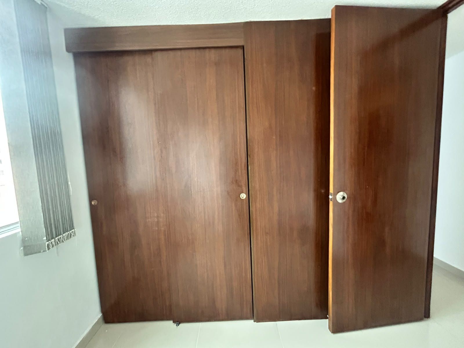 APARTAMENTO EN ARRIENDO UBICADO EN MEDELLIN SECTOR LOMA DE LOS BERNAL - 4