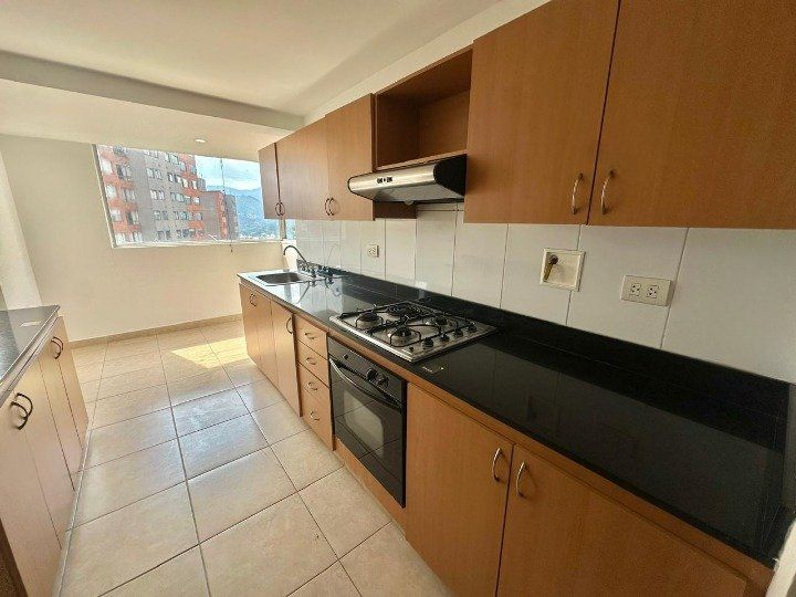APARTAMENTO EN ARRIENDO UBICADO EN MEDELLIN SECTOR LOS BALSOS - 4