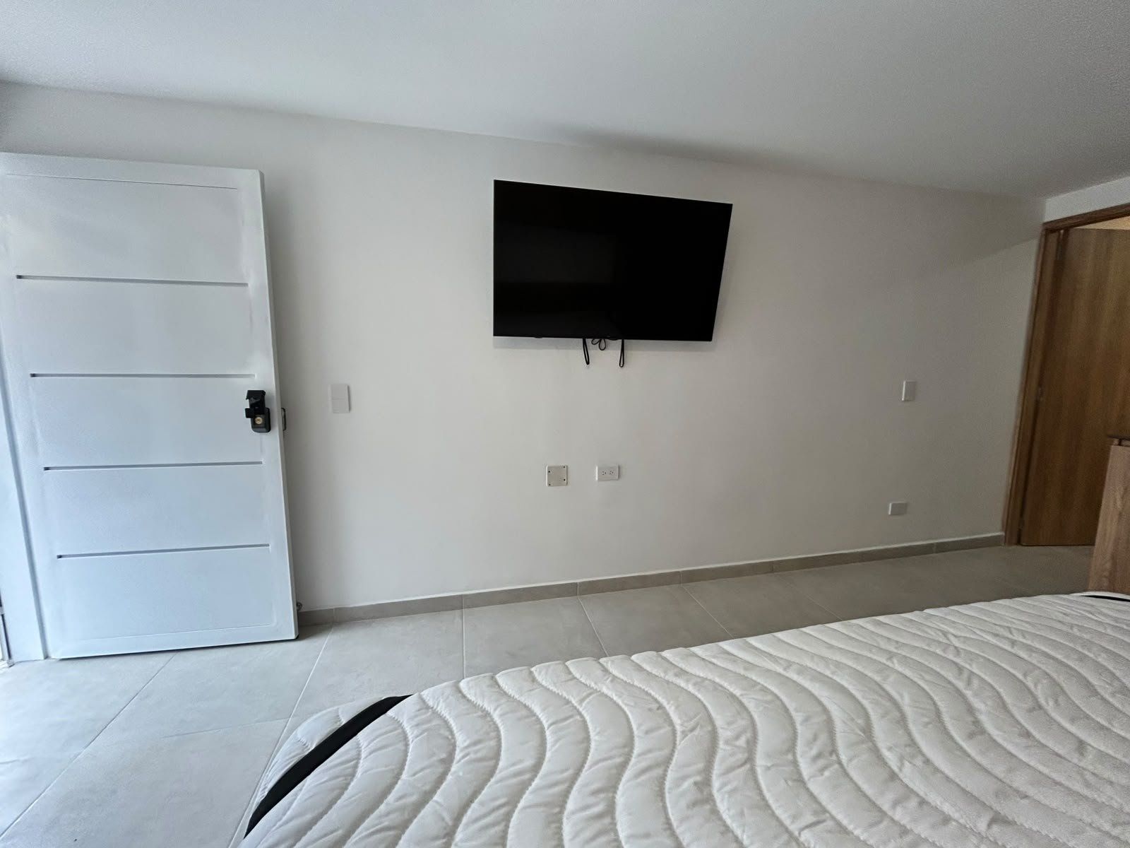 APARTAESTUDIO AMOBLADO EN ARRIENDO UBICADO EN MEDELLÍN SECTOR BUENOS AIRES - 3